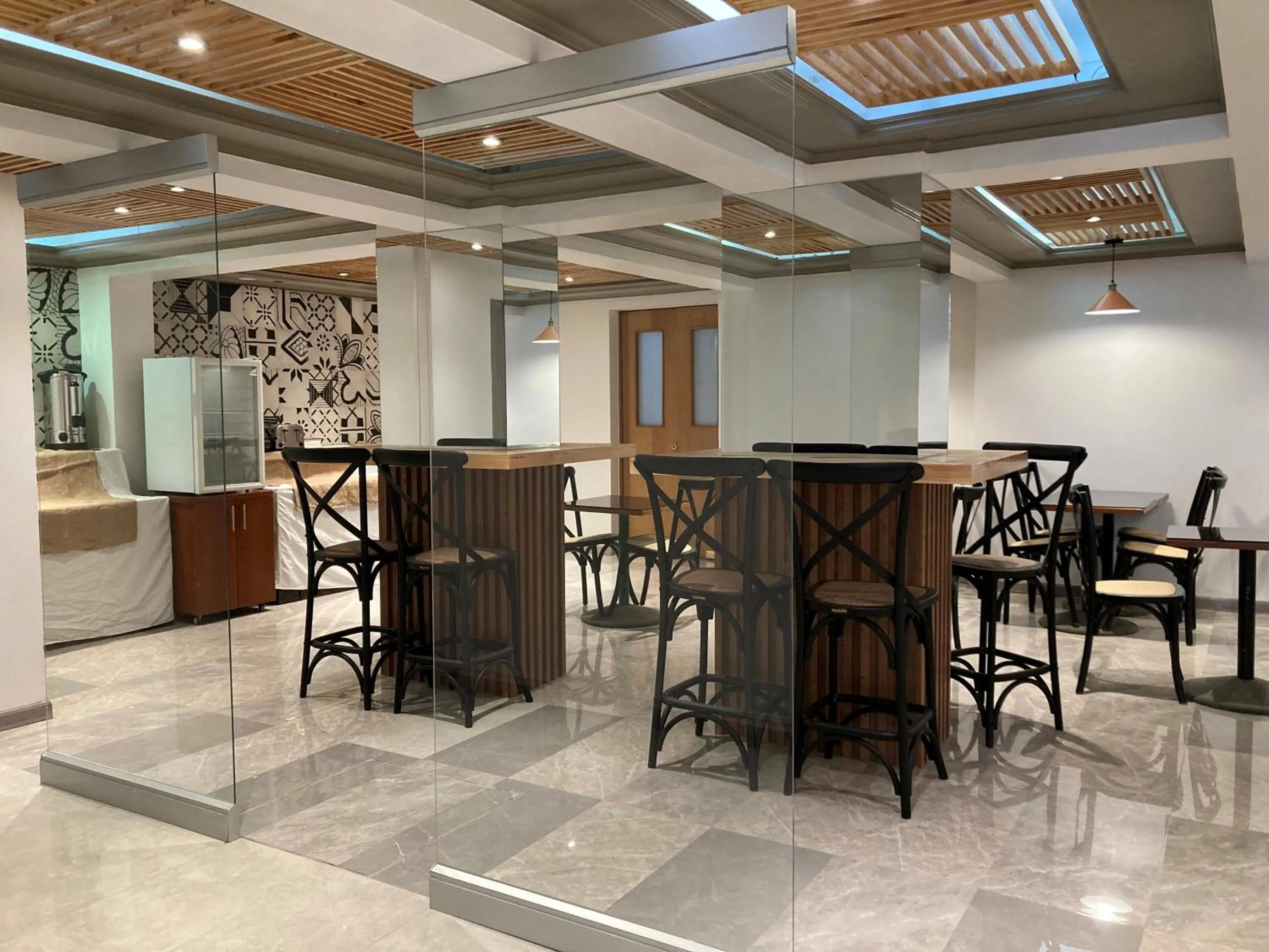 Buffet breakfast in Hotel Gavina Express Arica