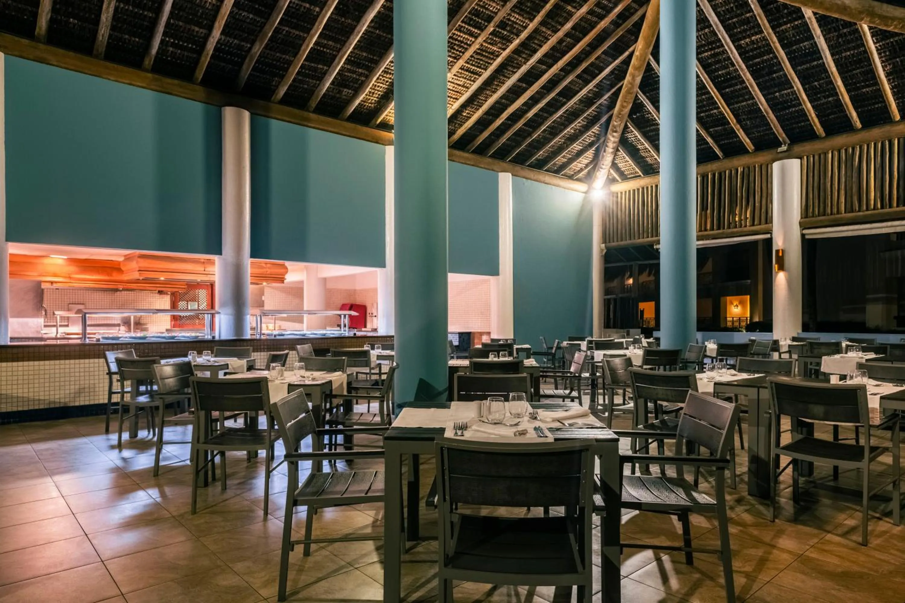 Restaurant/places to eat in Iberostar Waves Bahia - All Inclusive