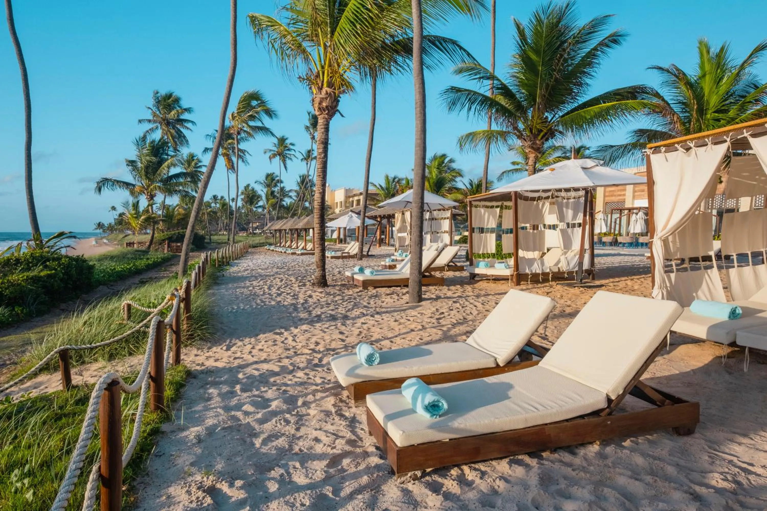 Area and facilities in Iberostar Waves Bahia - All Inclusive