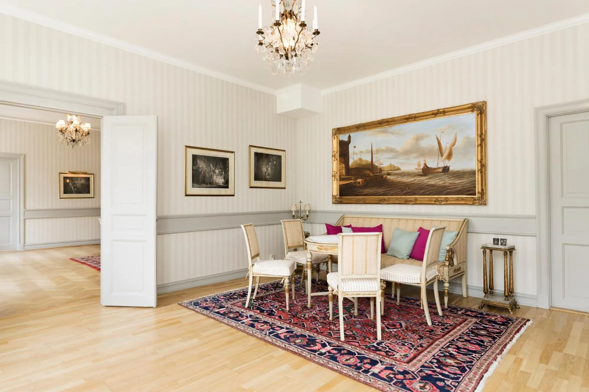 Living room in Ronnums Herrgård