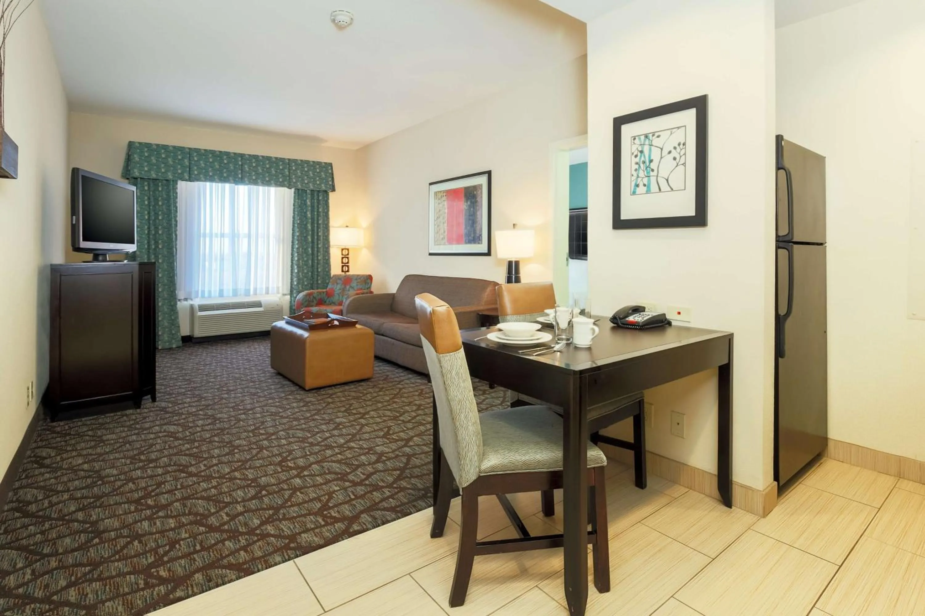 Kitchen or kitchenette in Homewood Suites by Hilton Lawton