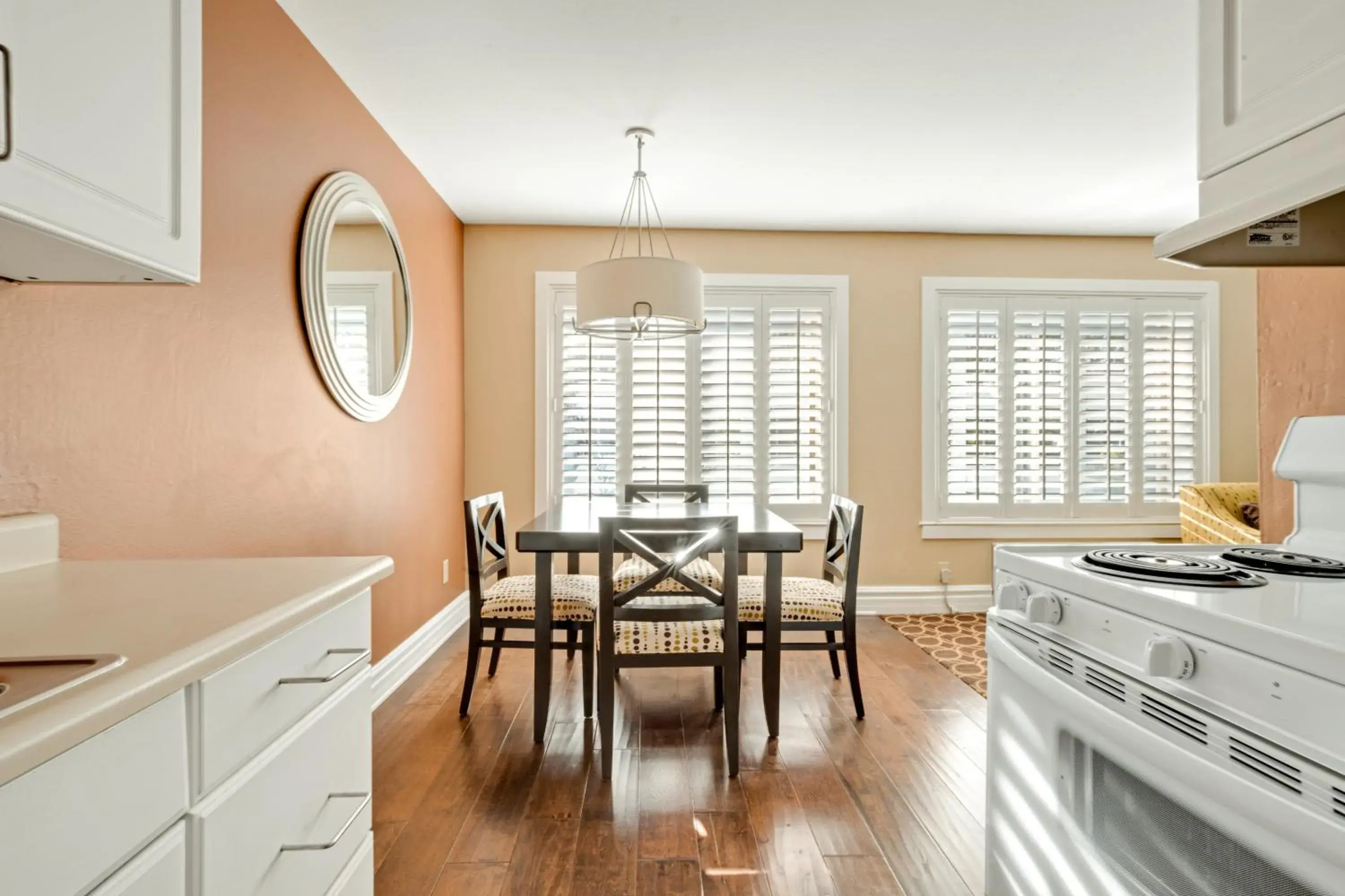 Studio - Disability Access in Marin Suites Hotel Studio - Disability Access in Marin Suites Hotel