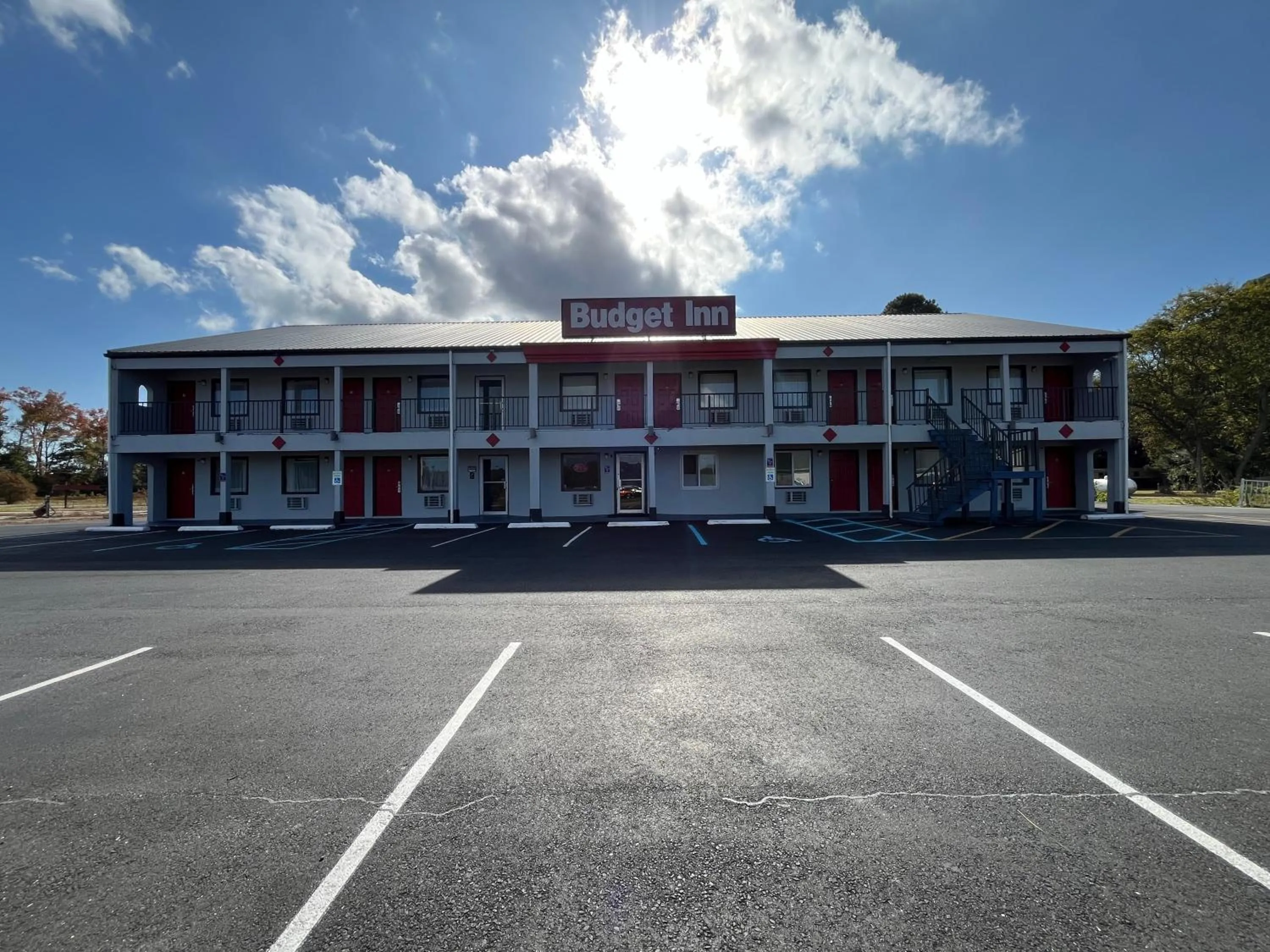 Facade/entrance in Budget Inn By OYO Nassawadox Hwy 13