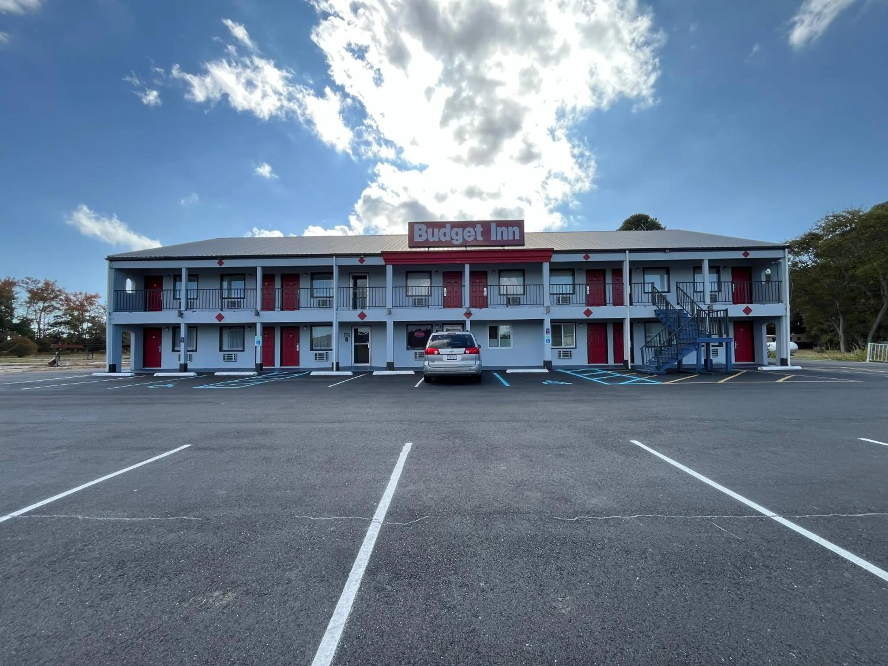 Property building in Budget Inn By OYO Nassawadox Hwy 13