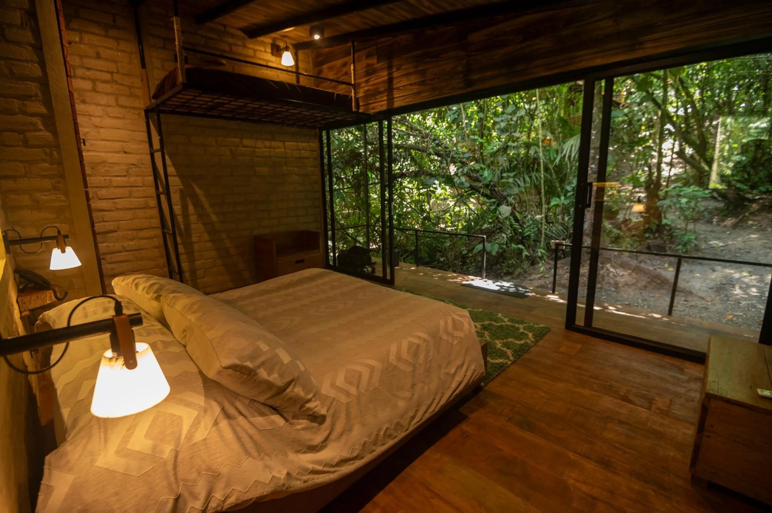 Bedroom, Bed in Hamadryade Lodge