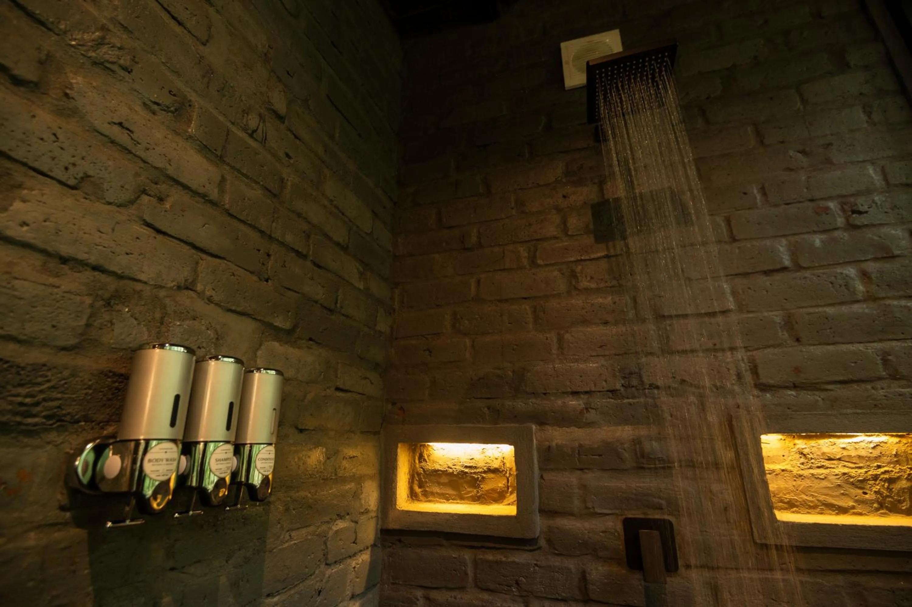 Property building in Hamadryade Lodge