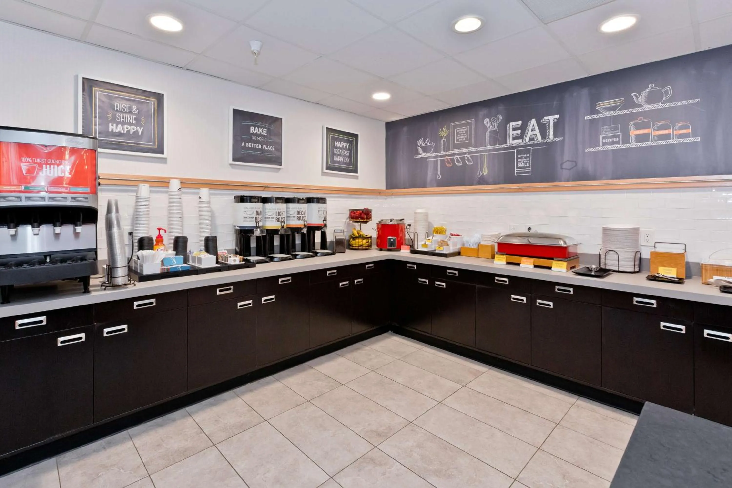 Breakfast in Hampton Inn & Suites Palm Desert