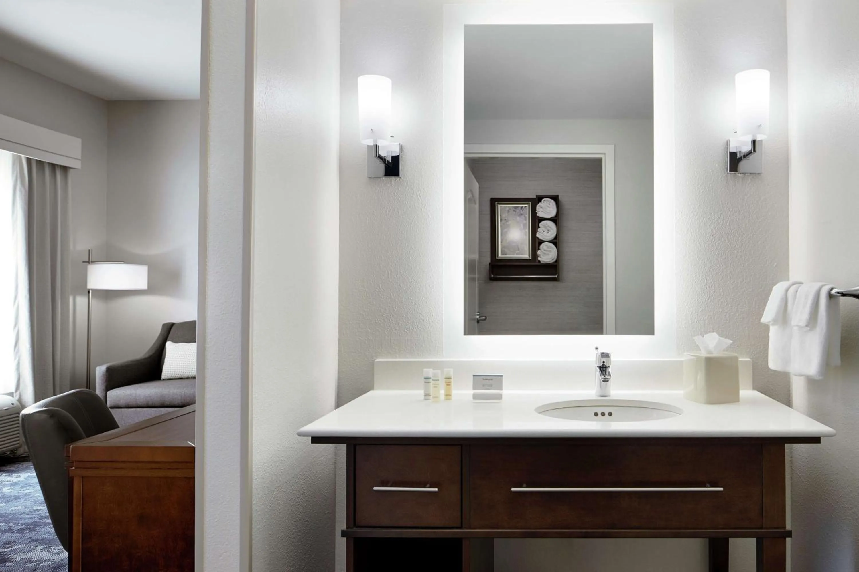 Bathroom, Bed in Homewood Suites Champaign-Urbana