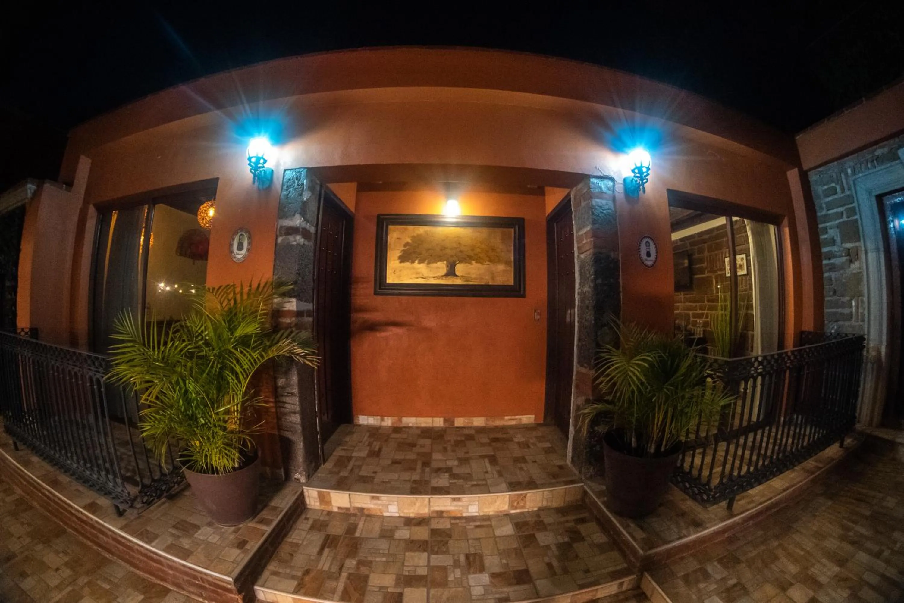Facade/entrance in Posada de la Virgen