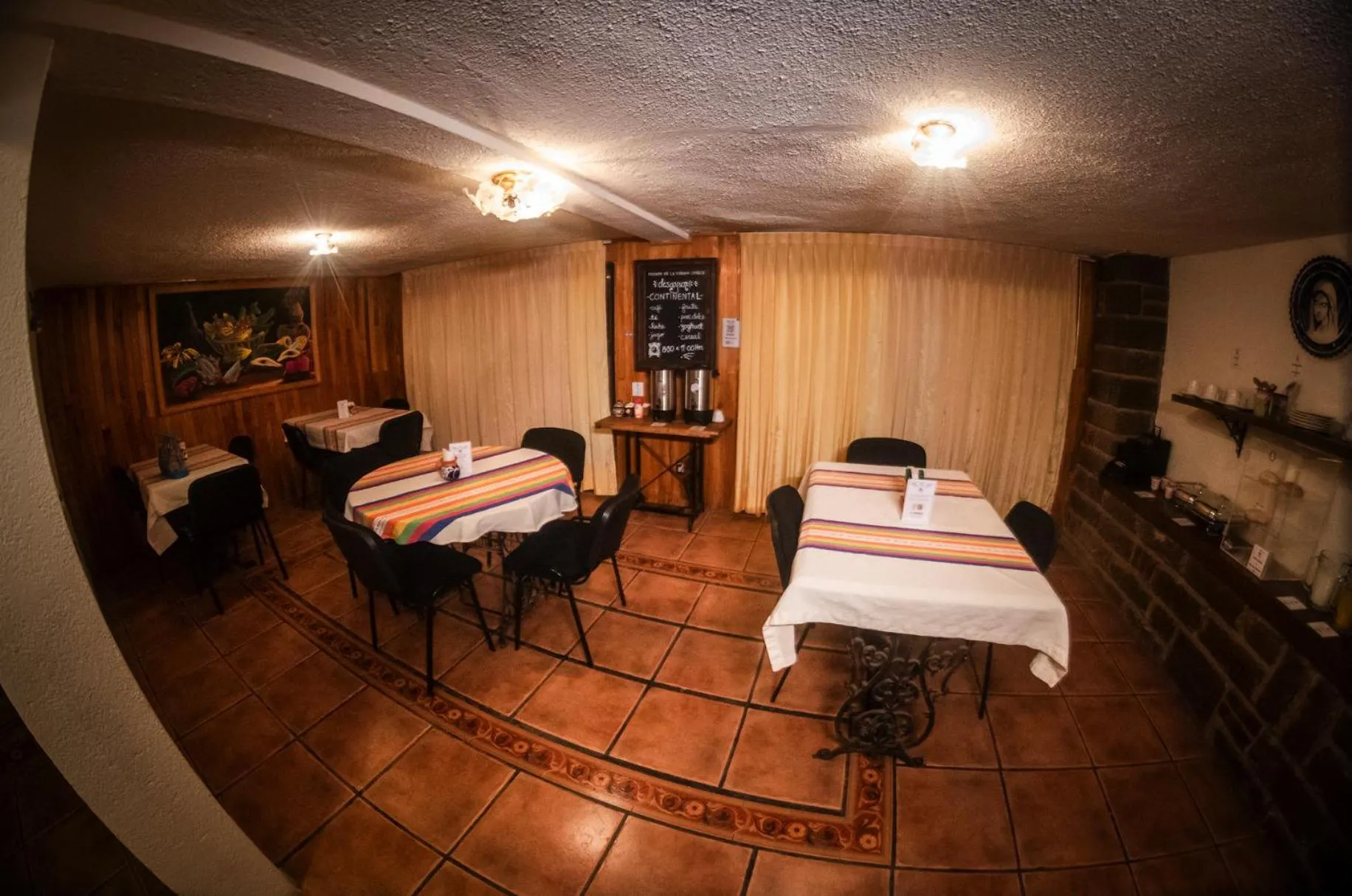 Breakfast in Posada de la Virgen