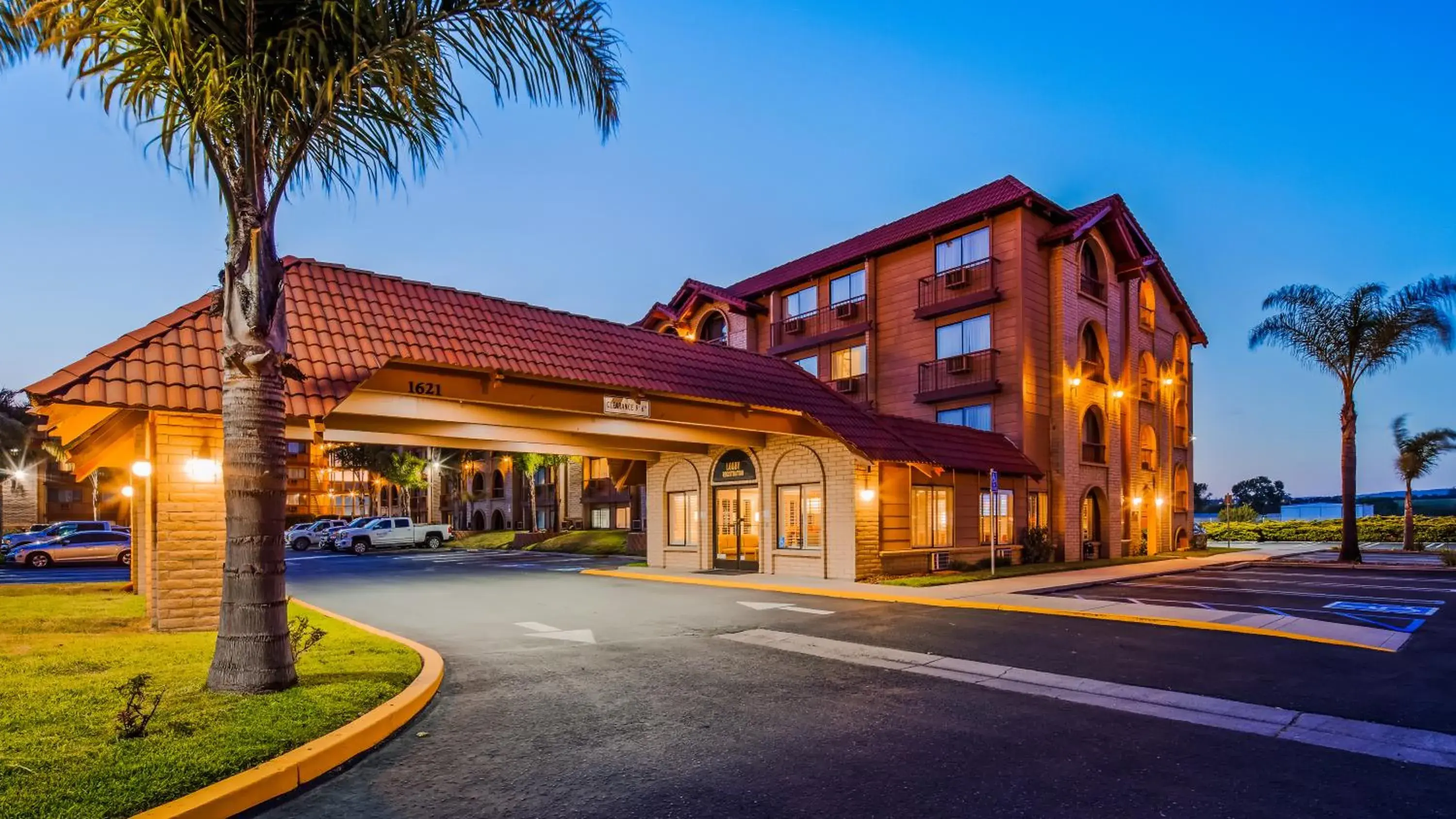 Facade/entrance, Property Building in SureStay Plus Hotel by Best Western Lompoc Facade/entrance, Property Building in SureStay Plus Hotel by Best Western Lompoc