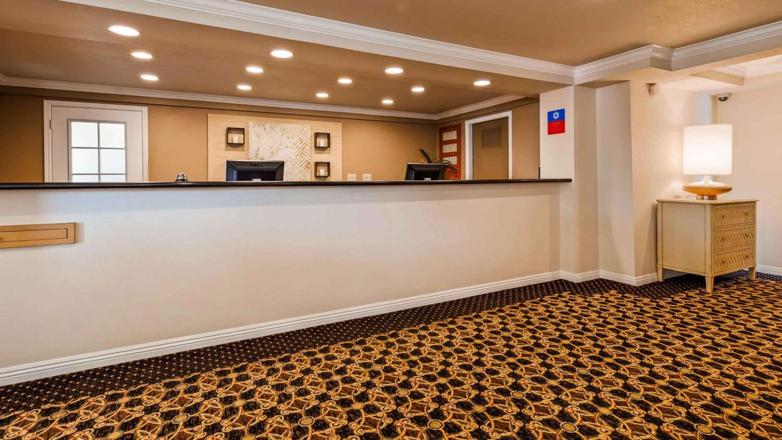 Lobby or reception, Lobby/Reception in SureStay Plus Hotel by Best Western Lompoc