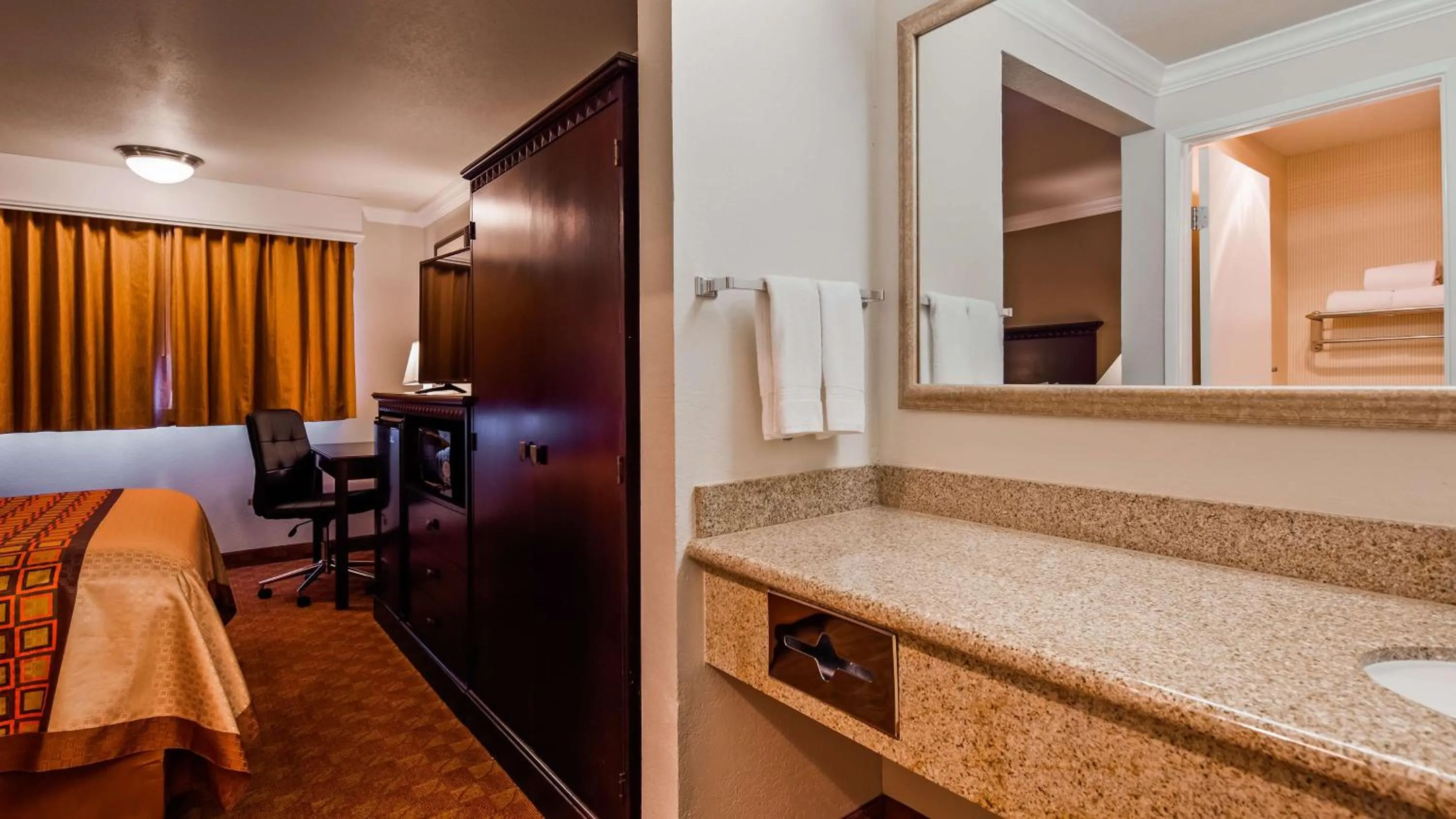 Photo of the whole room, Bathroom in SureStay Plus Hotel by Best Western Lompoc