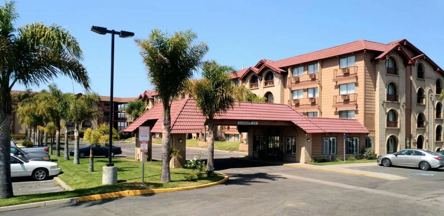 Property Building in SureStay Plus Hotel by Best Western Lompoc