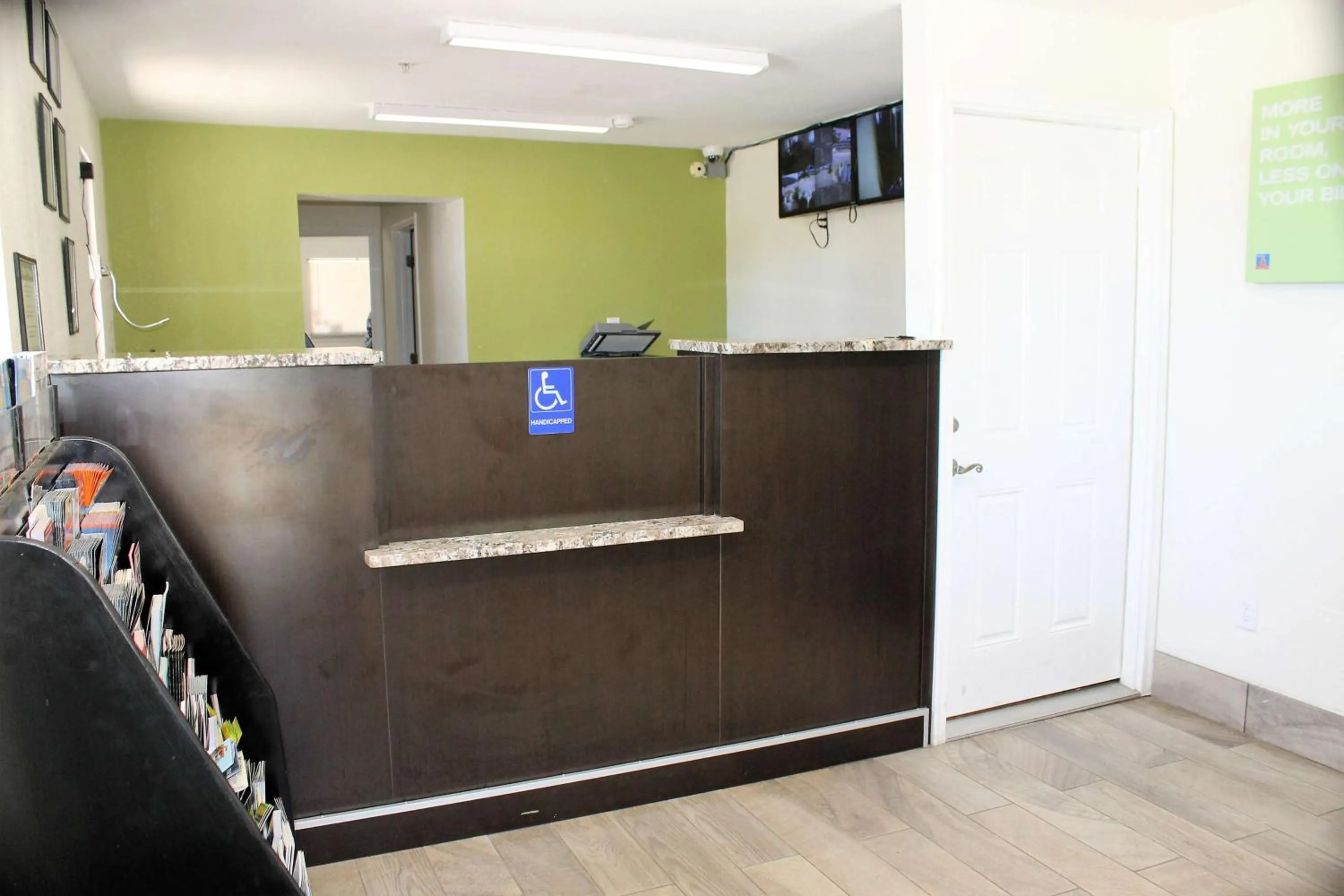 Library in Studio 6-Savannah, GA