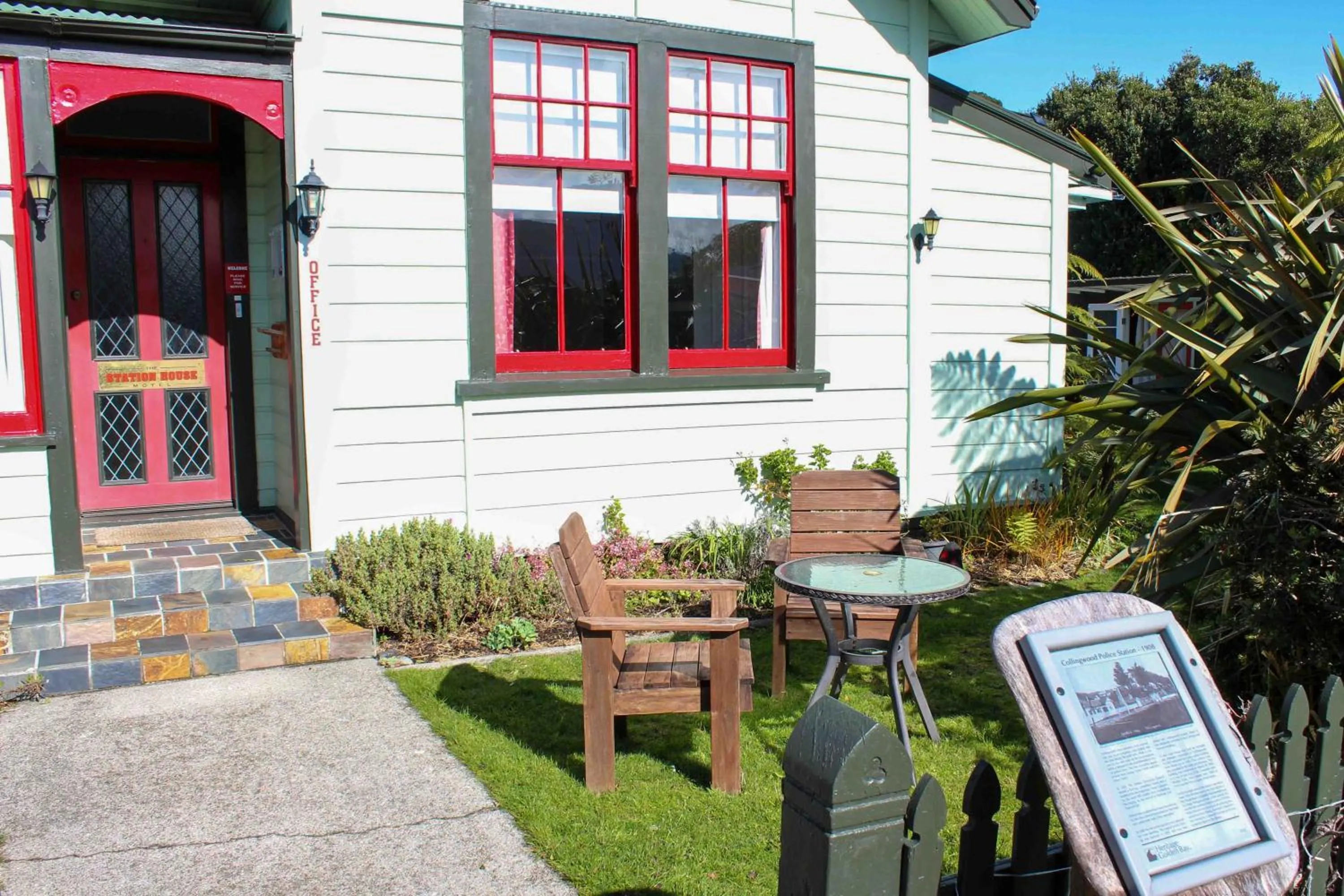 Garden in The Station House Motel