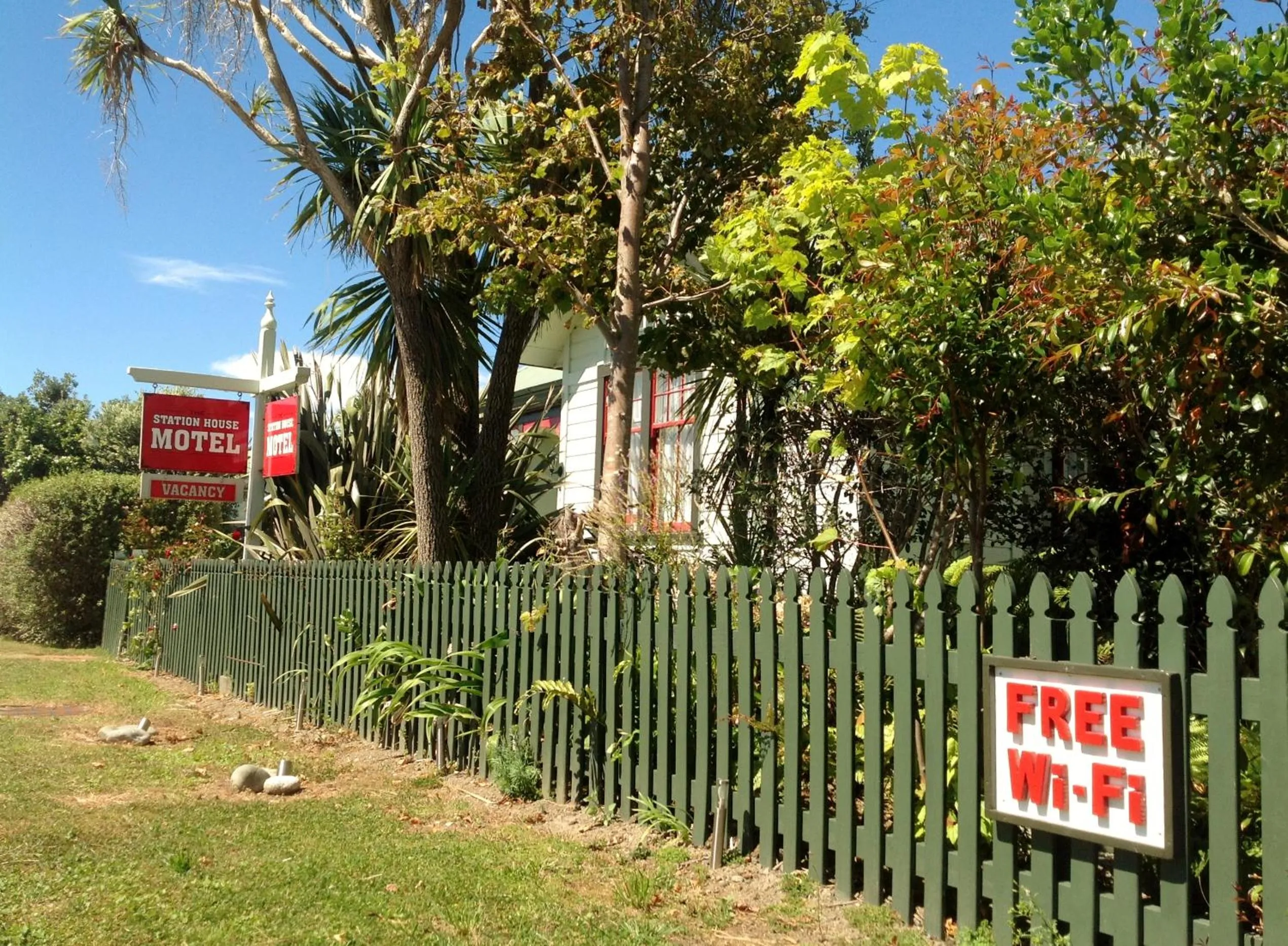 internet in The Station House Motel