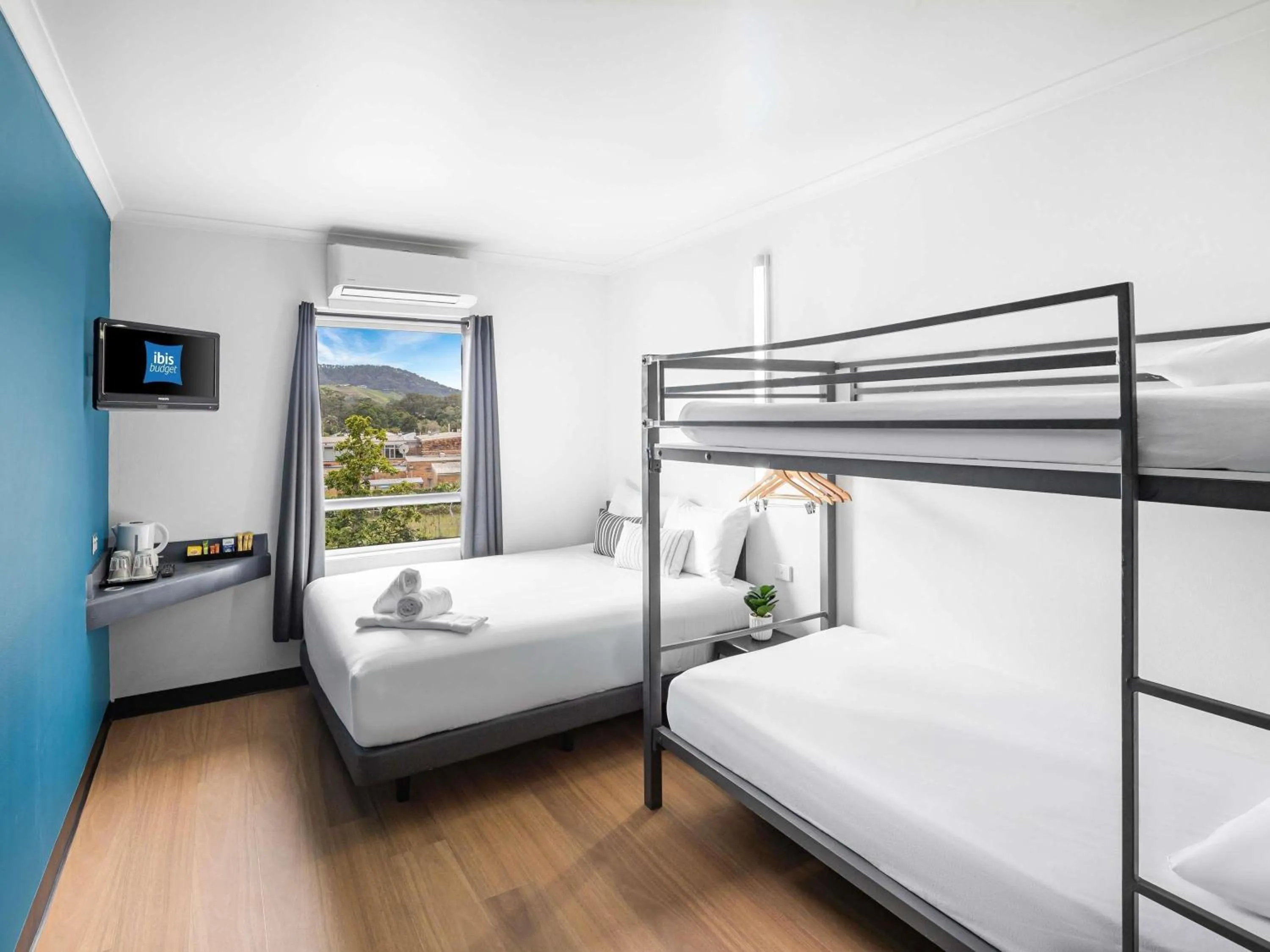 Bedroom, Bed in ibis Budget Coffs Harbour