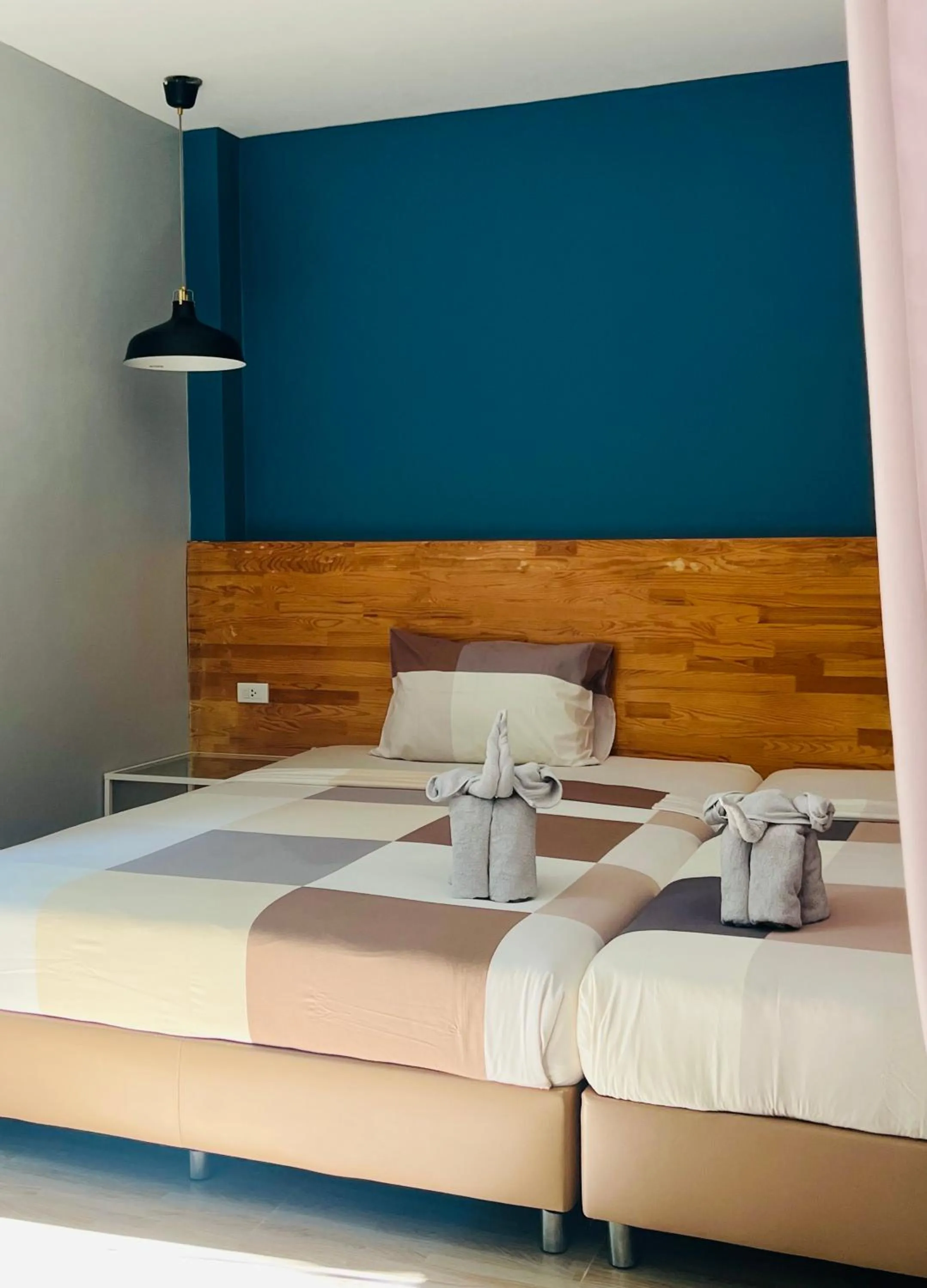 Bed in Evergreen Koh Chang Resort