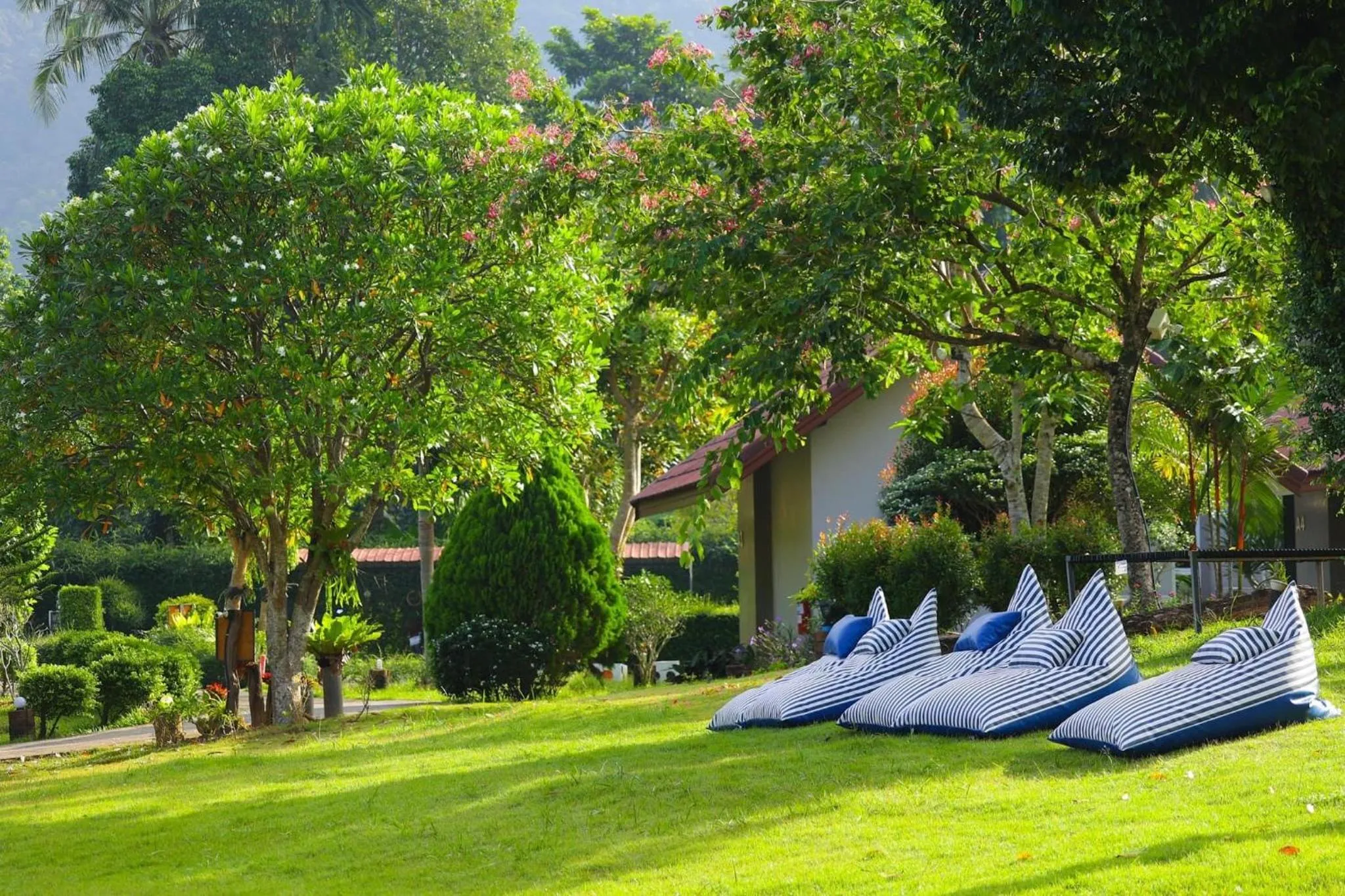 sunbed in Evergreen Koh Chang Resort