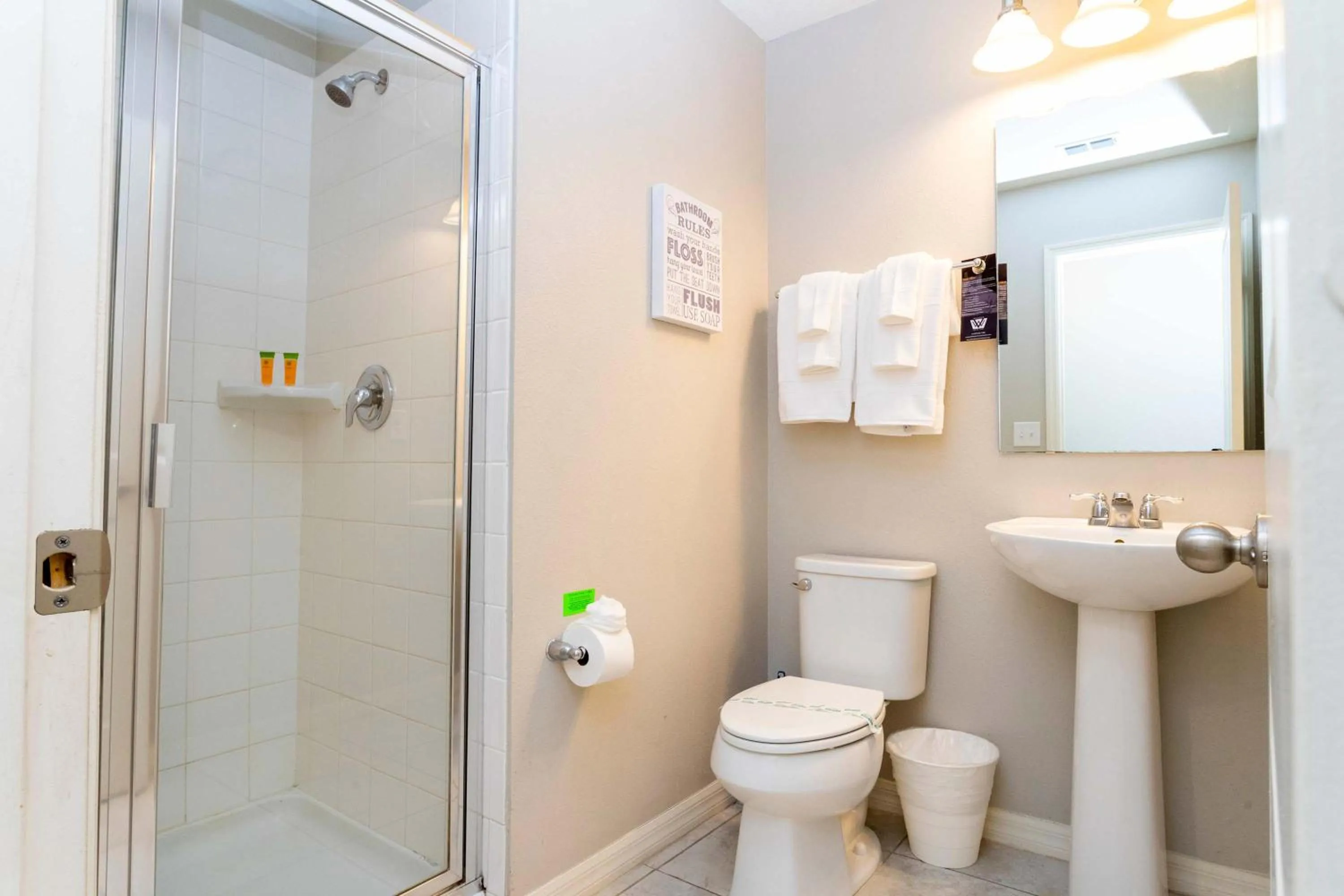 Four Bedrooms at Compass Bay Resort