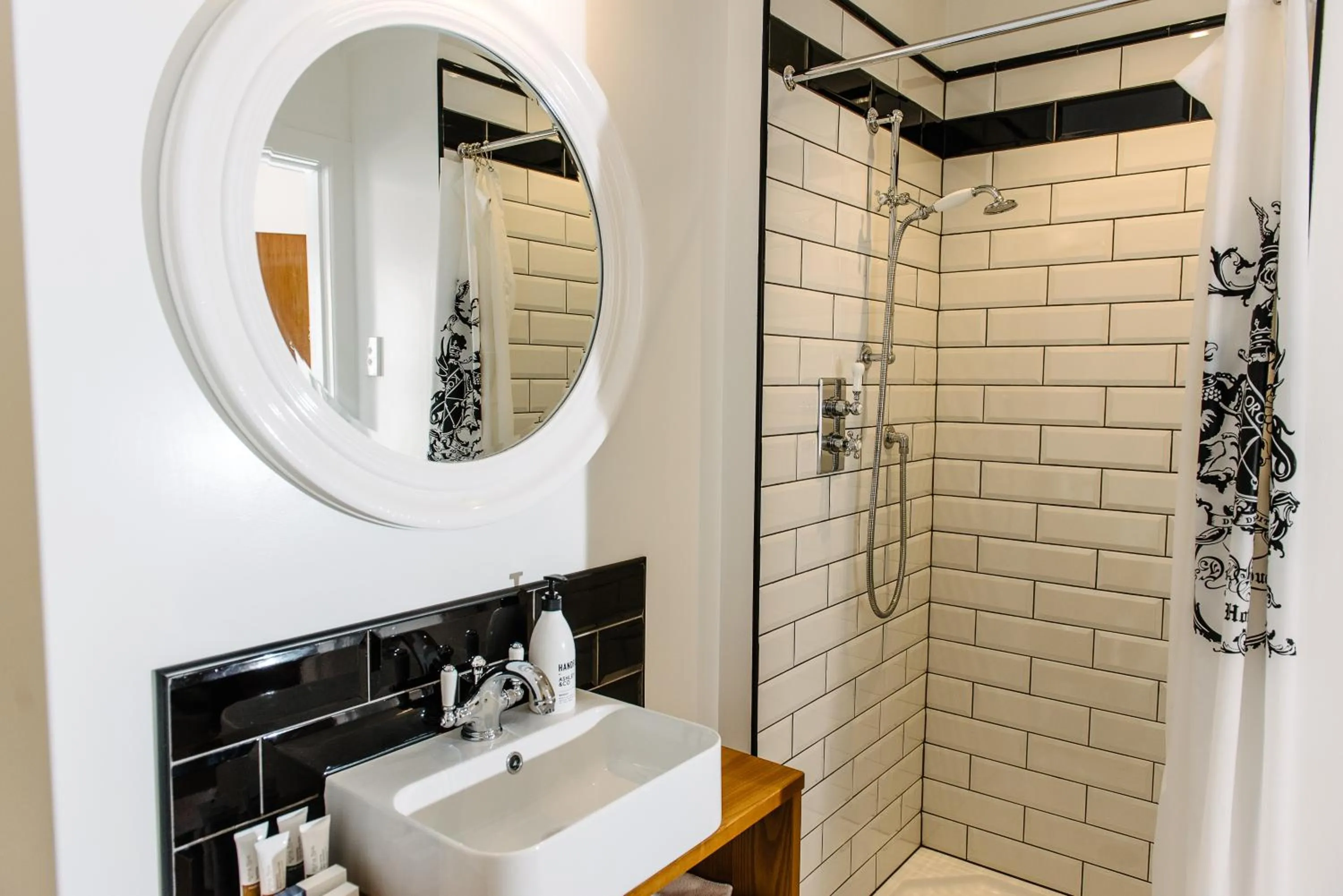 Bathroom in The Duke Of Marlborough