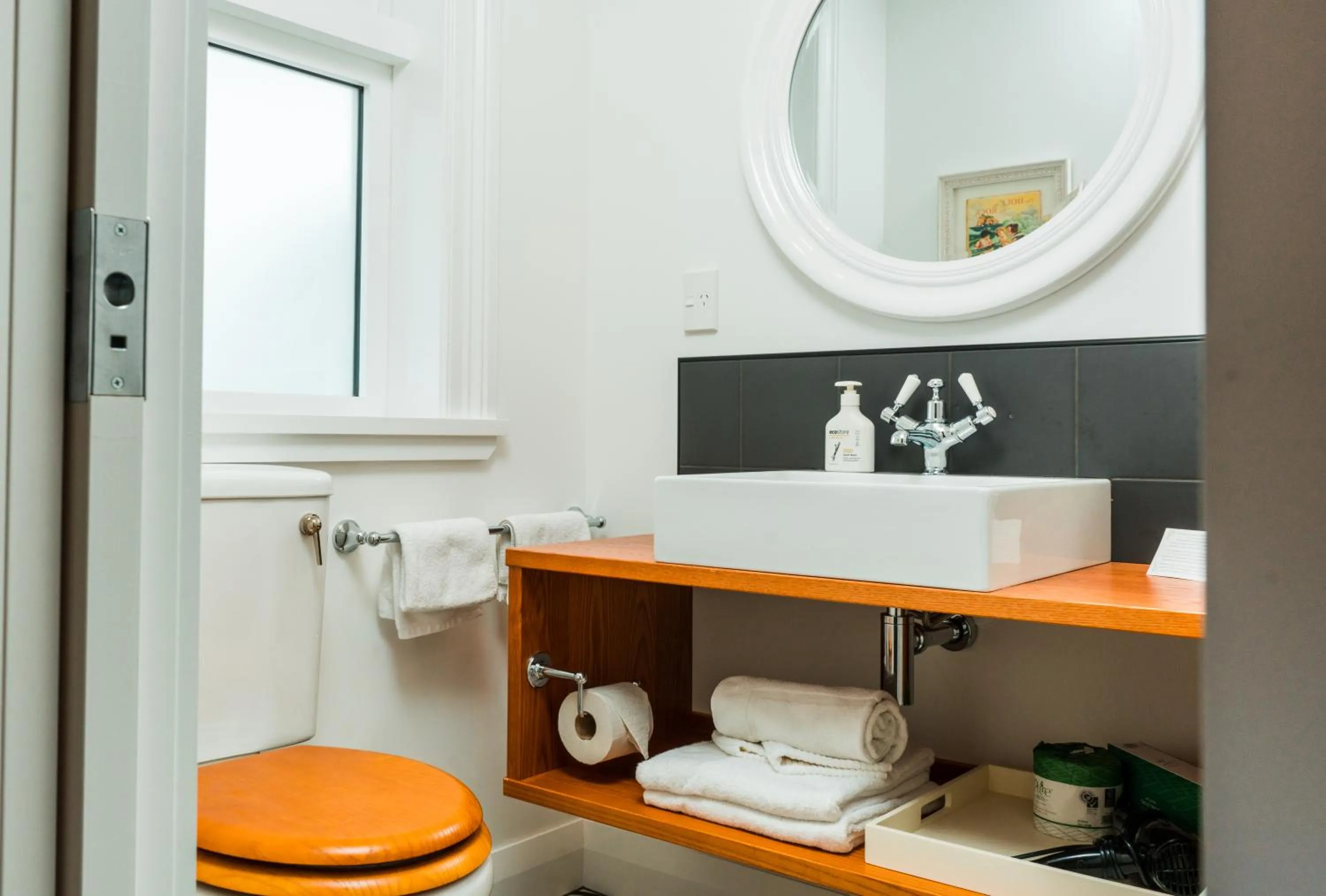 Bathroom in The Duke Of Marlborough