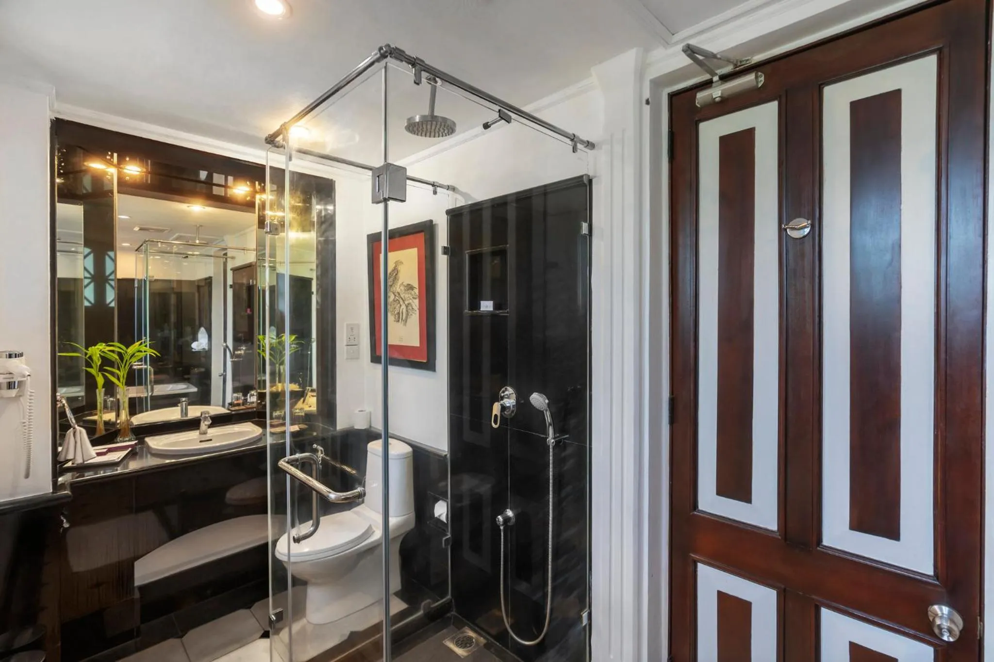 Bathroom in Cinnamon Lodge Habarana