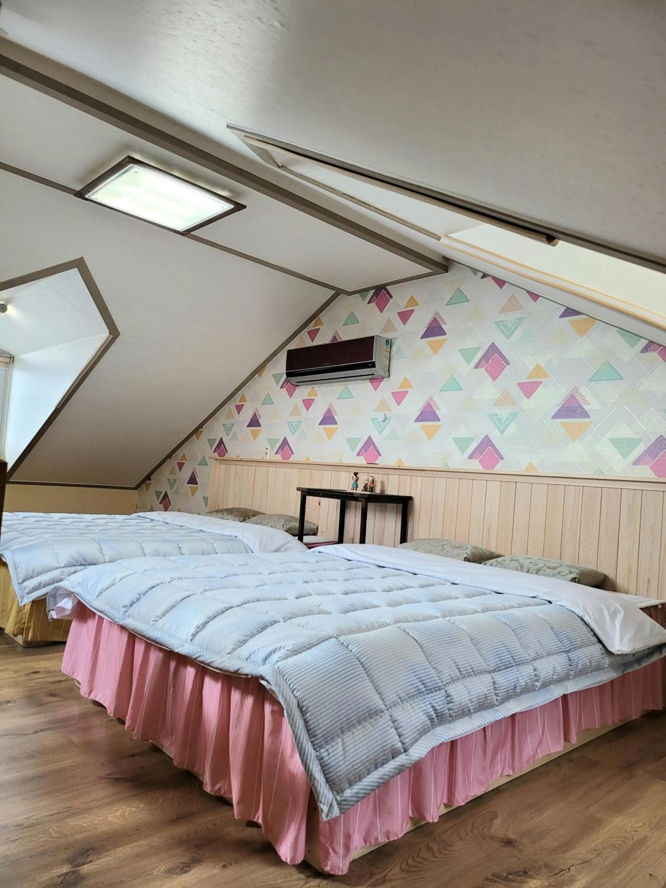 Bedroom, Bed in oneday in geoje