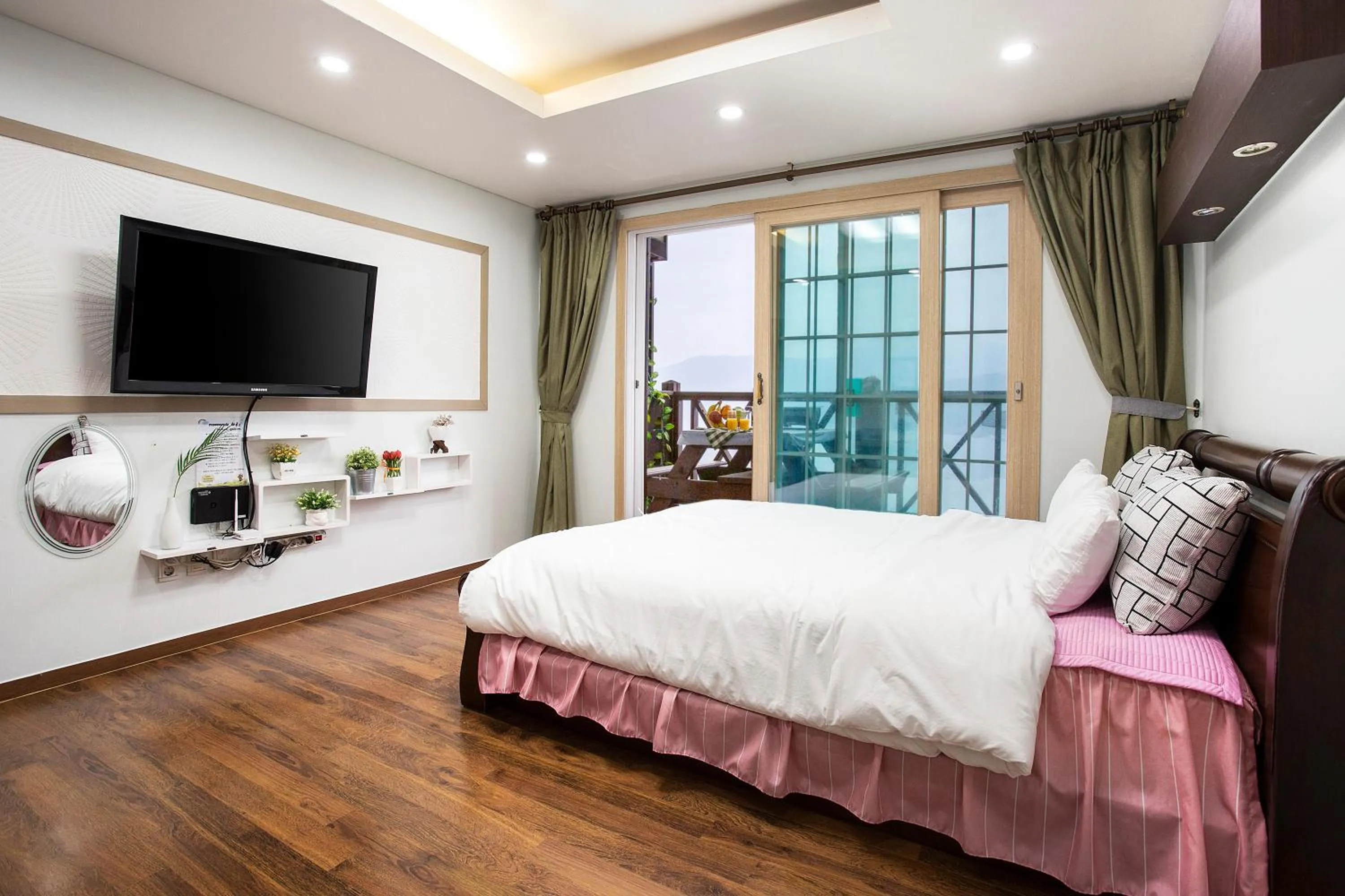 Bedroom, Bed in oneday in geoje