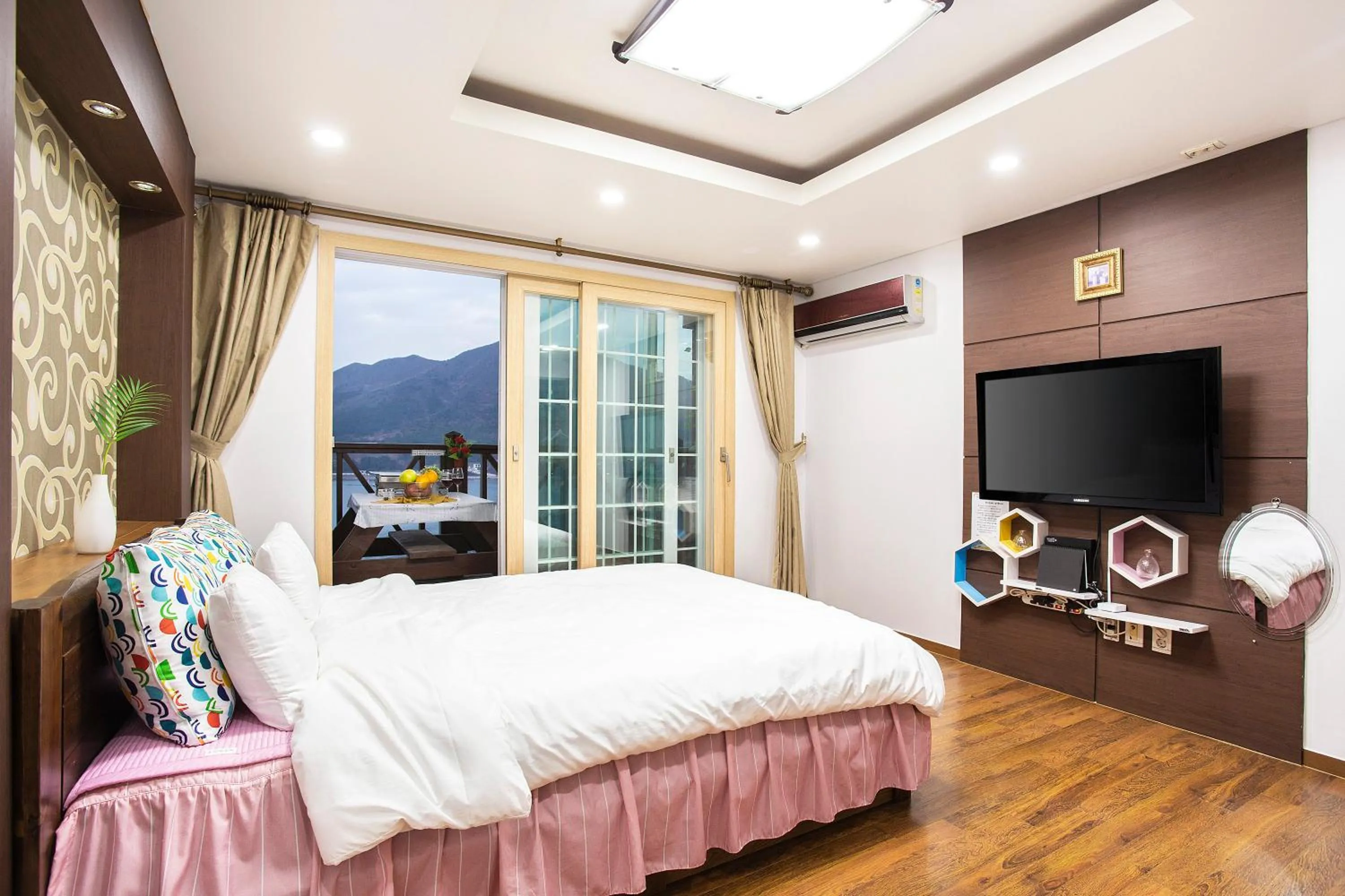 Sea view, Bed in oneday in geoje