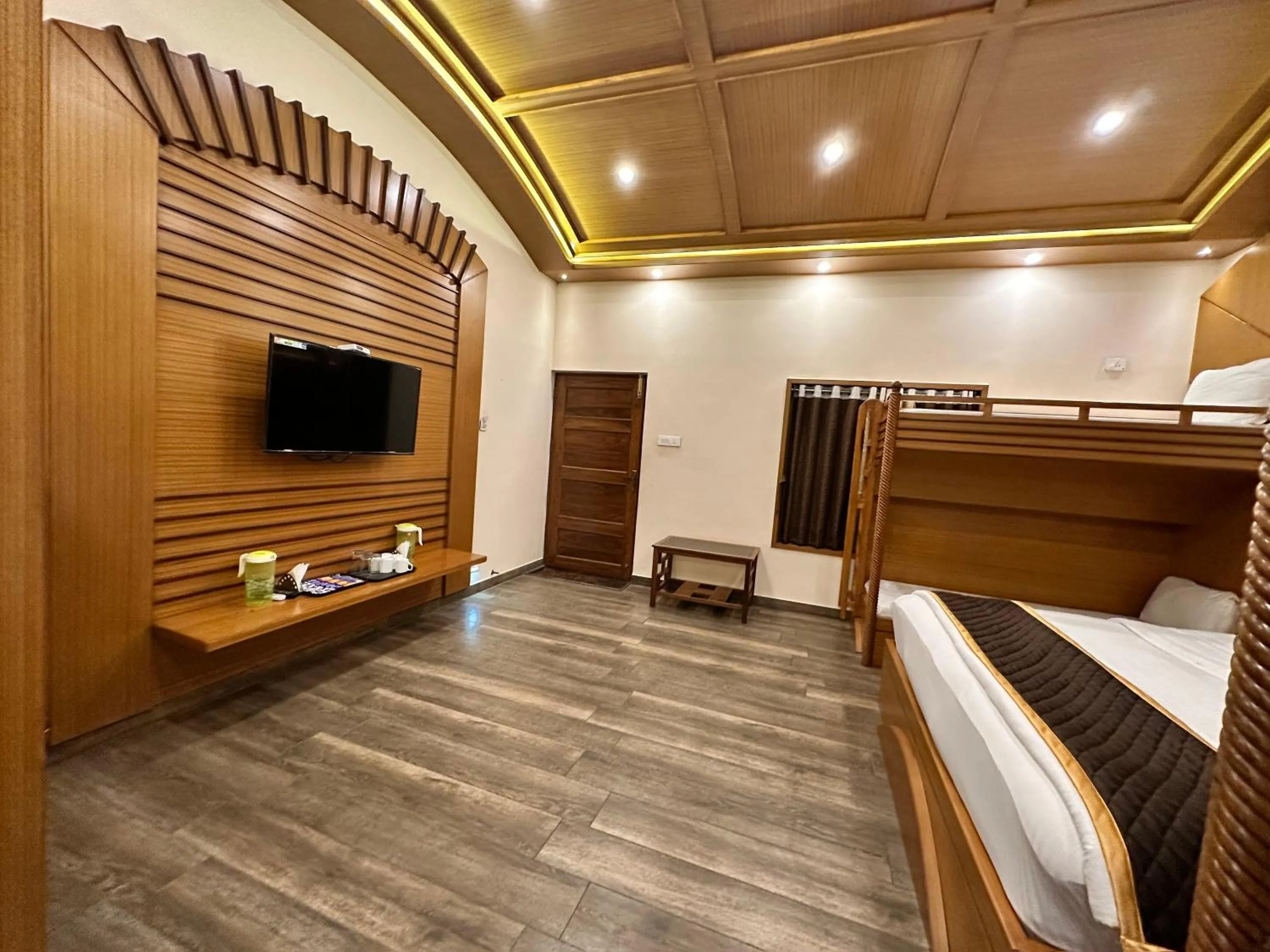 TV and multimedia, Bed in Singaras Coffee Country