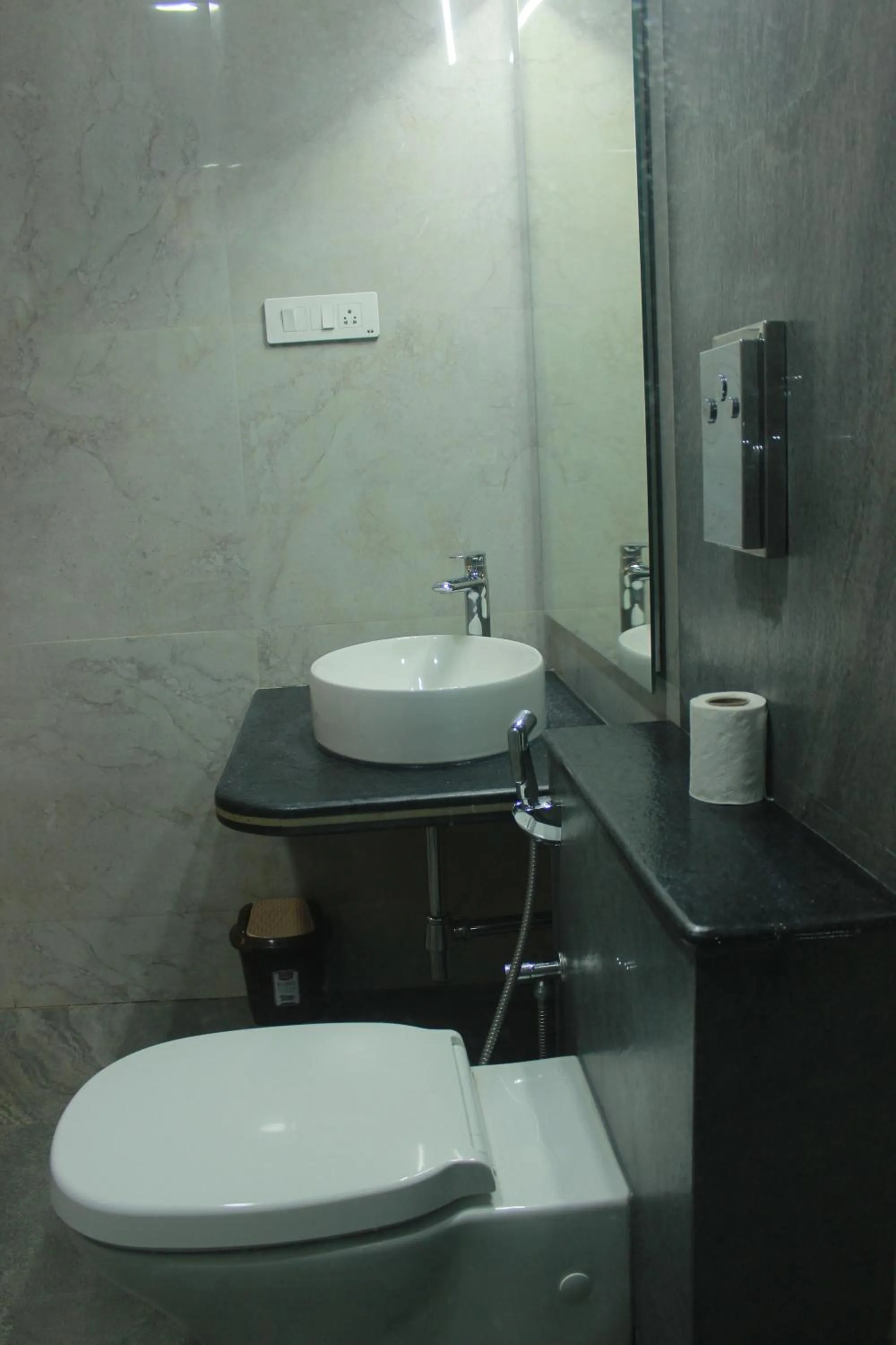 Bathroom in Singaras Coffee Country