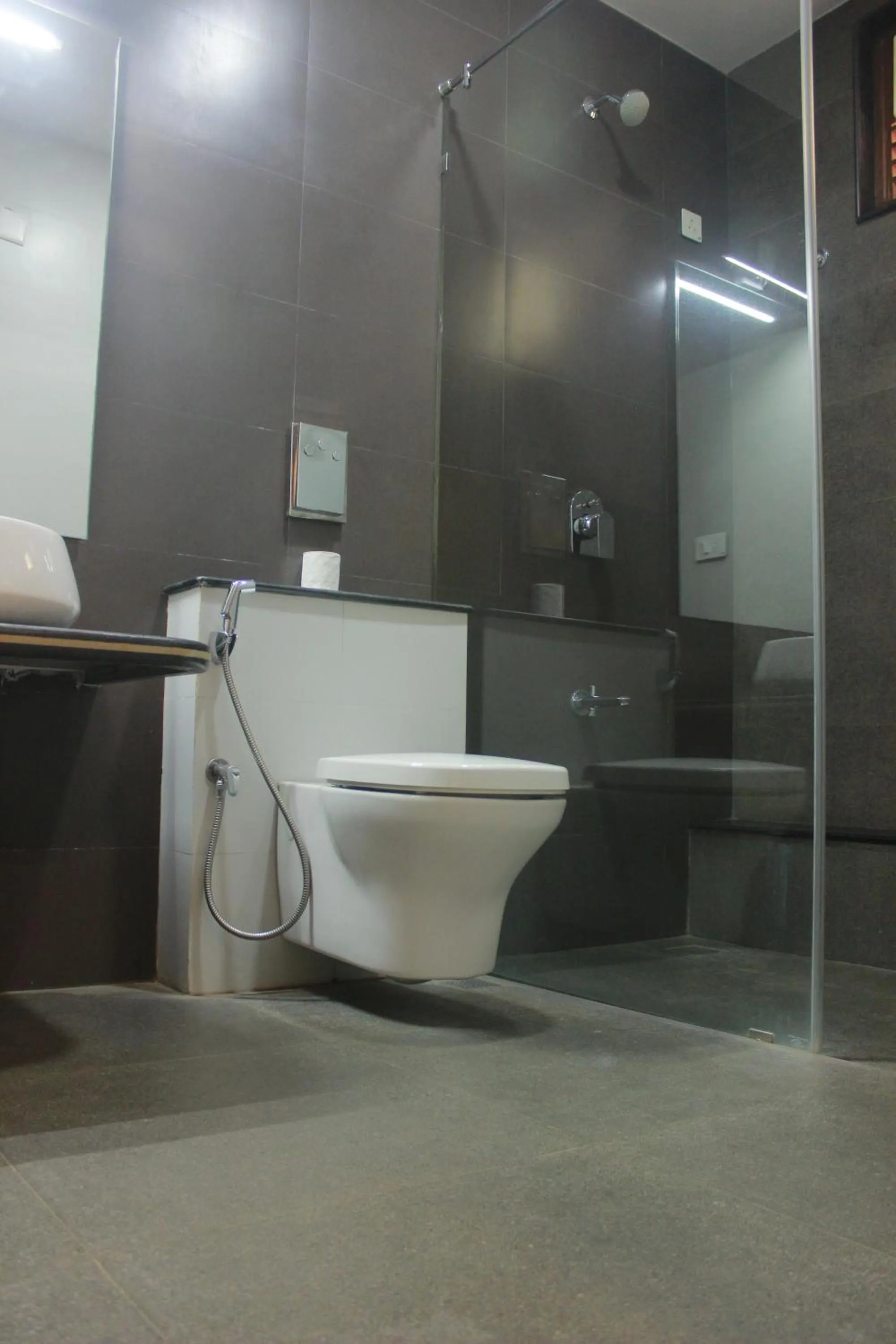 Bathroom in Singaras Coffee Country