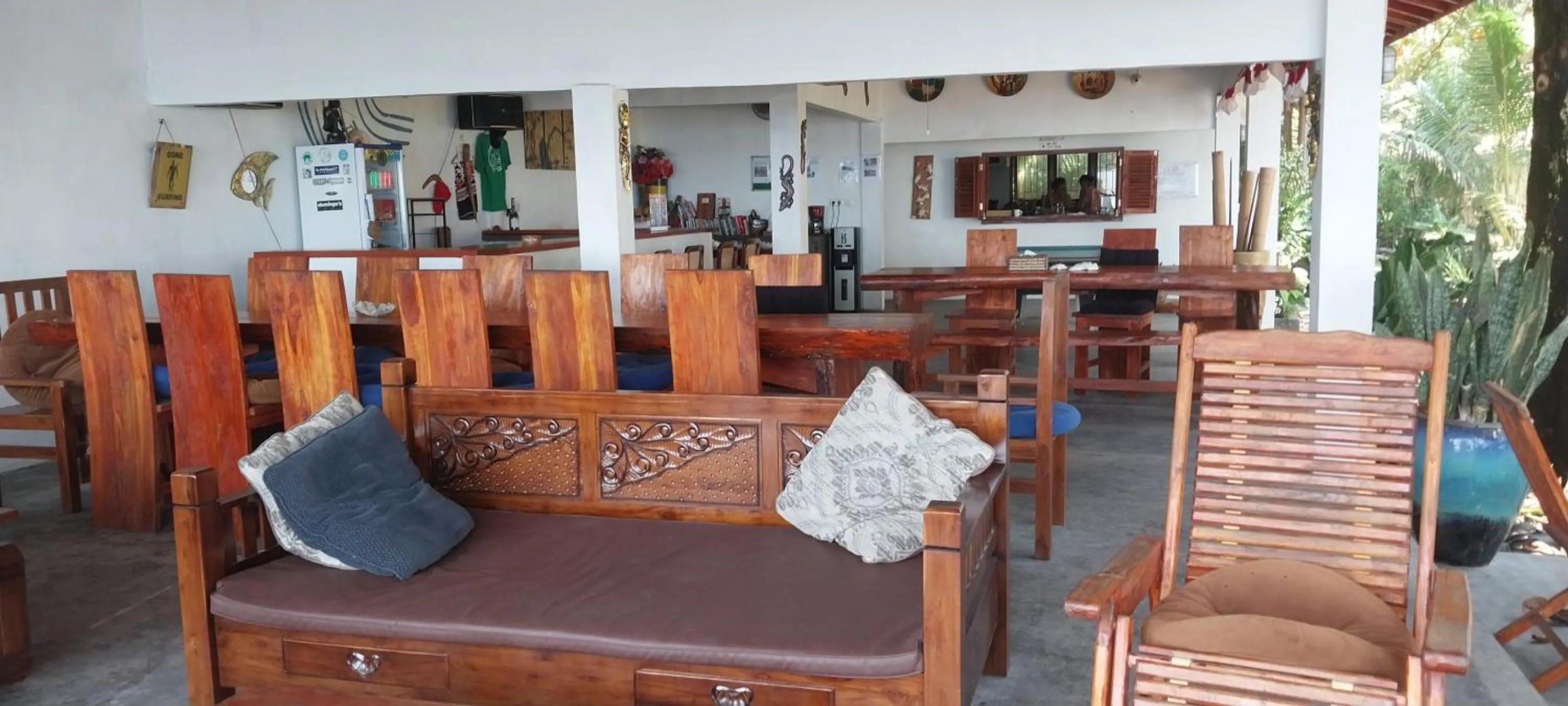 Restaurant/places to eat in Kambuna Bungalow