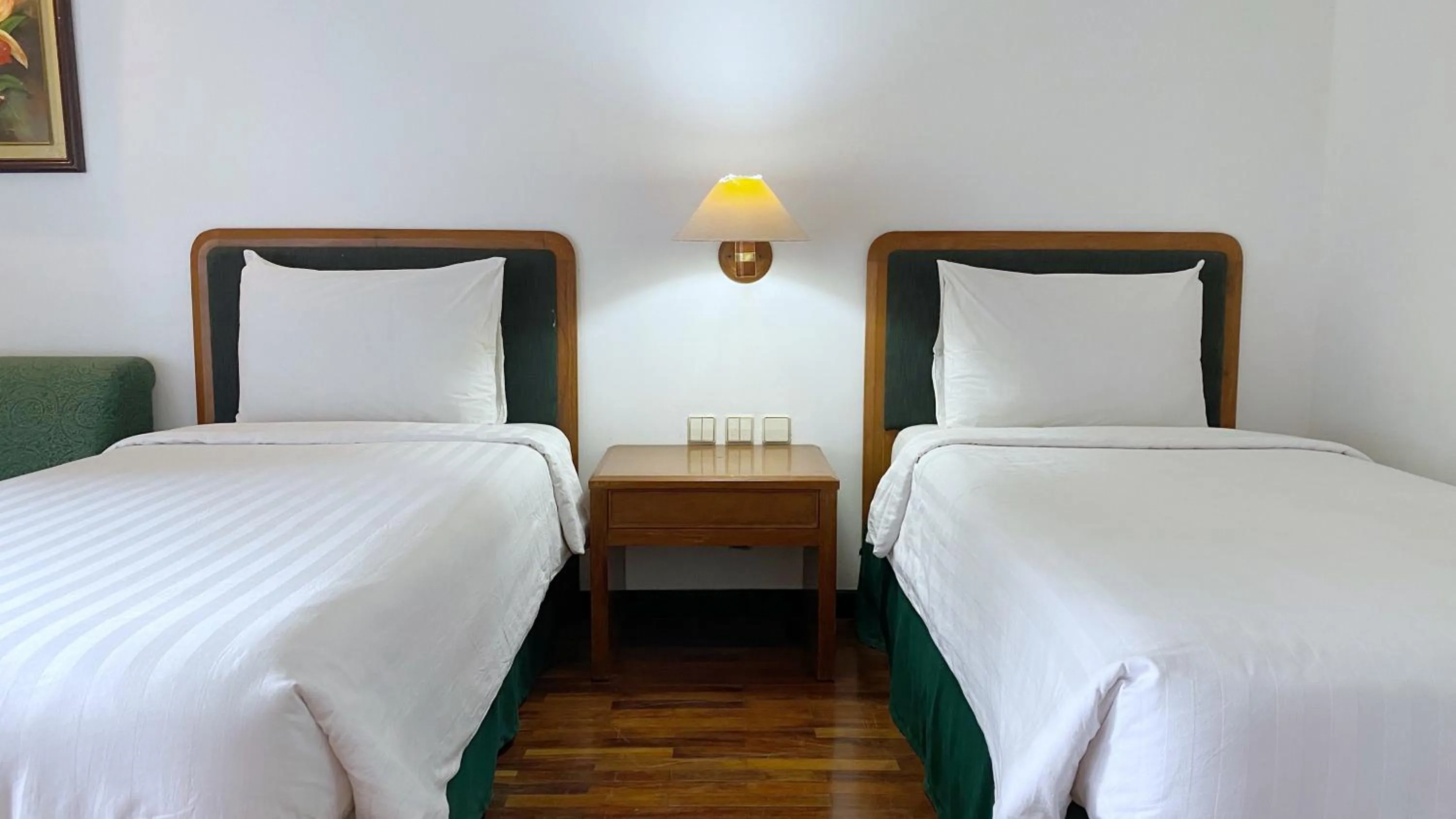 Bed in Grand Whiz Hotel Bromo