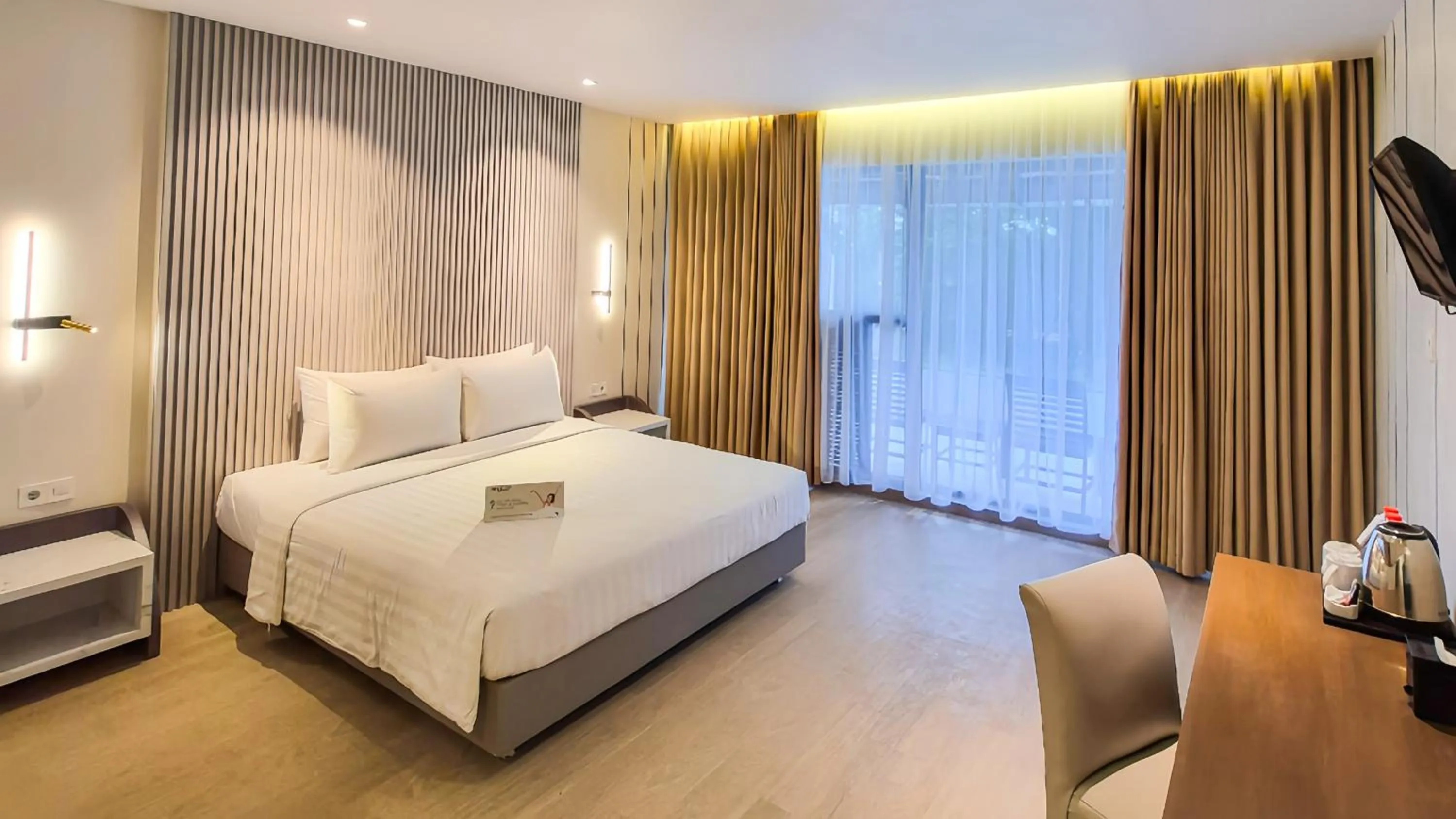 Bed in Grand Whiz Hotel Bromo