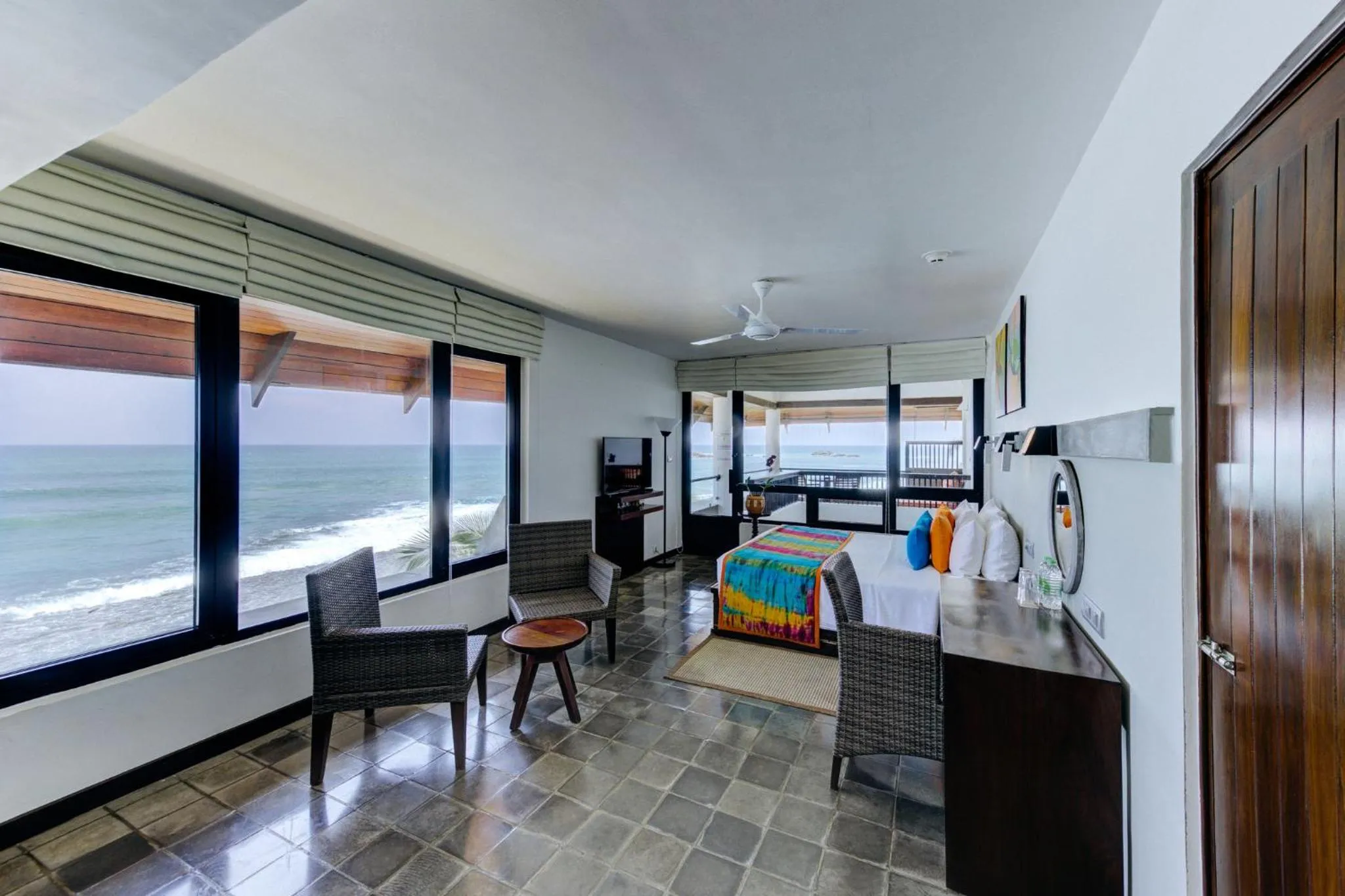 Property building in Hikka Tranz by Cinnamon