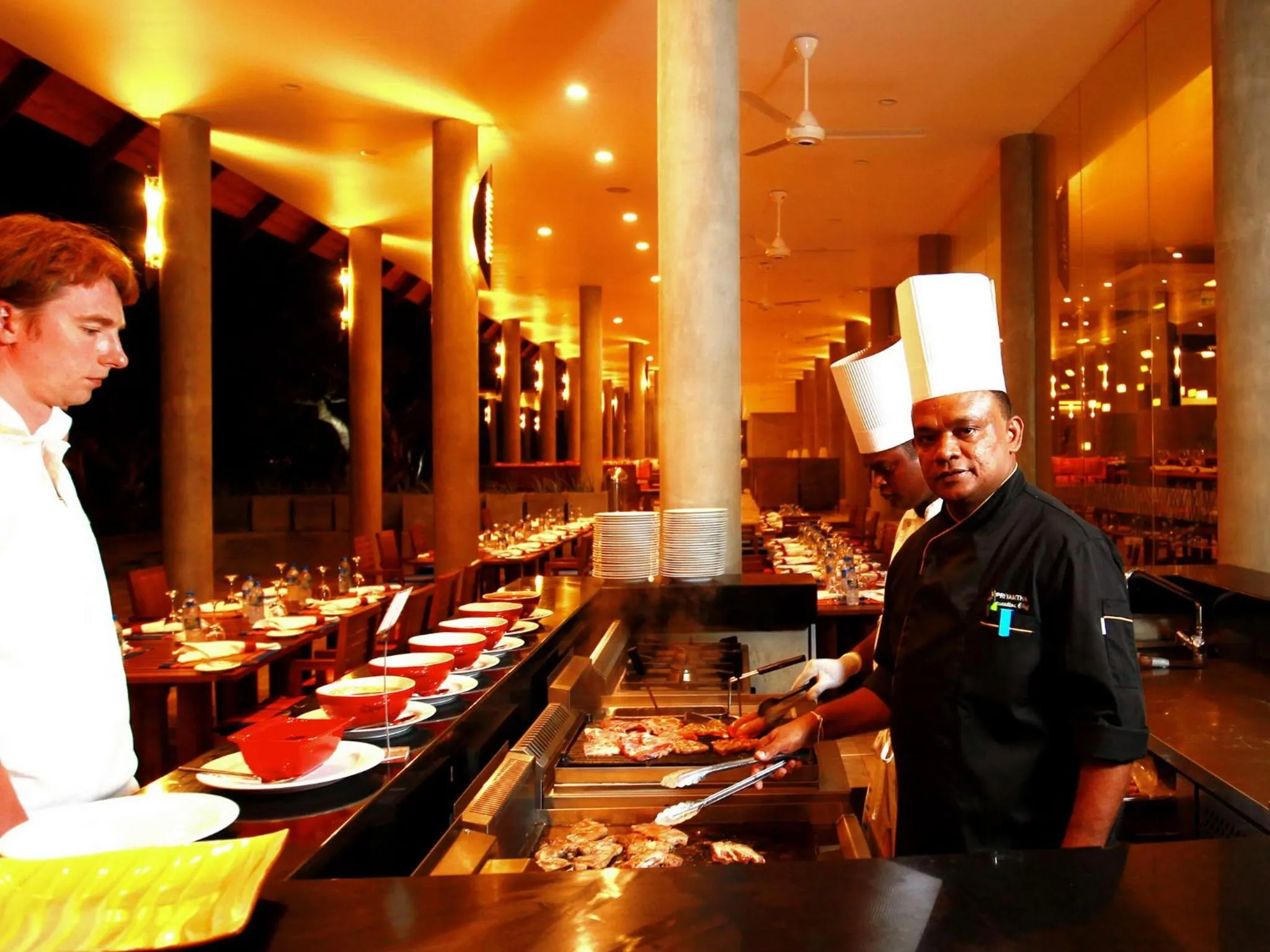 People in Hikka Tranz by Cinnamon