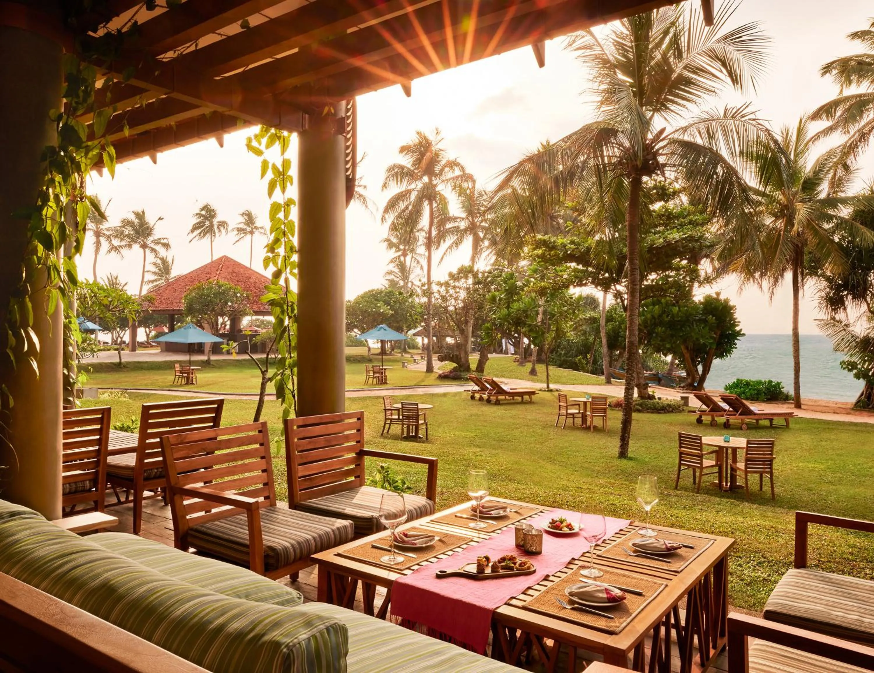 Restaurant/places to eat in Hikka Tranz by Cinnamon