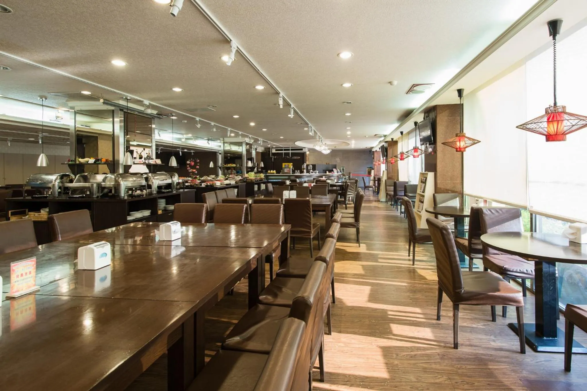 Restaurant/Places to Eat in Atami Hotel