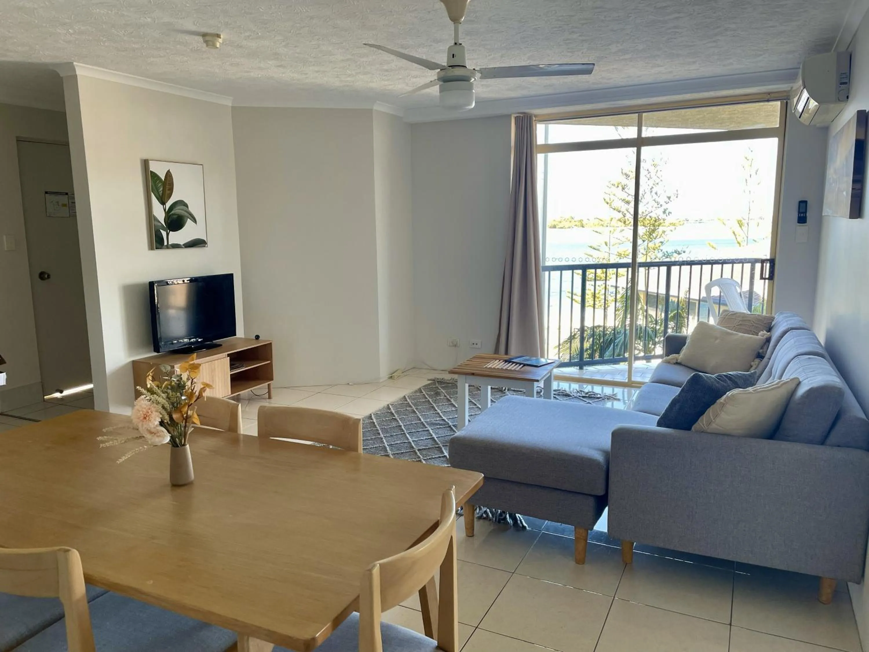 Living room in Bayview Beach Holiday Apartments