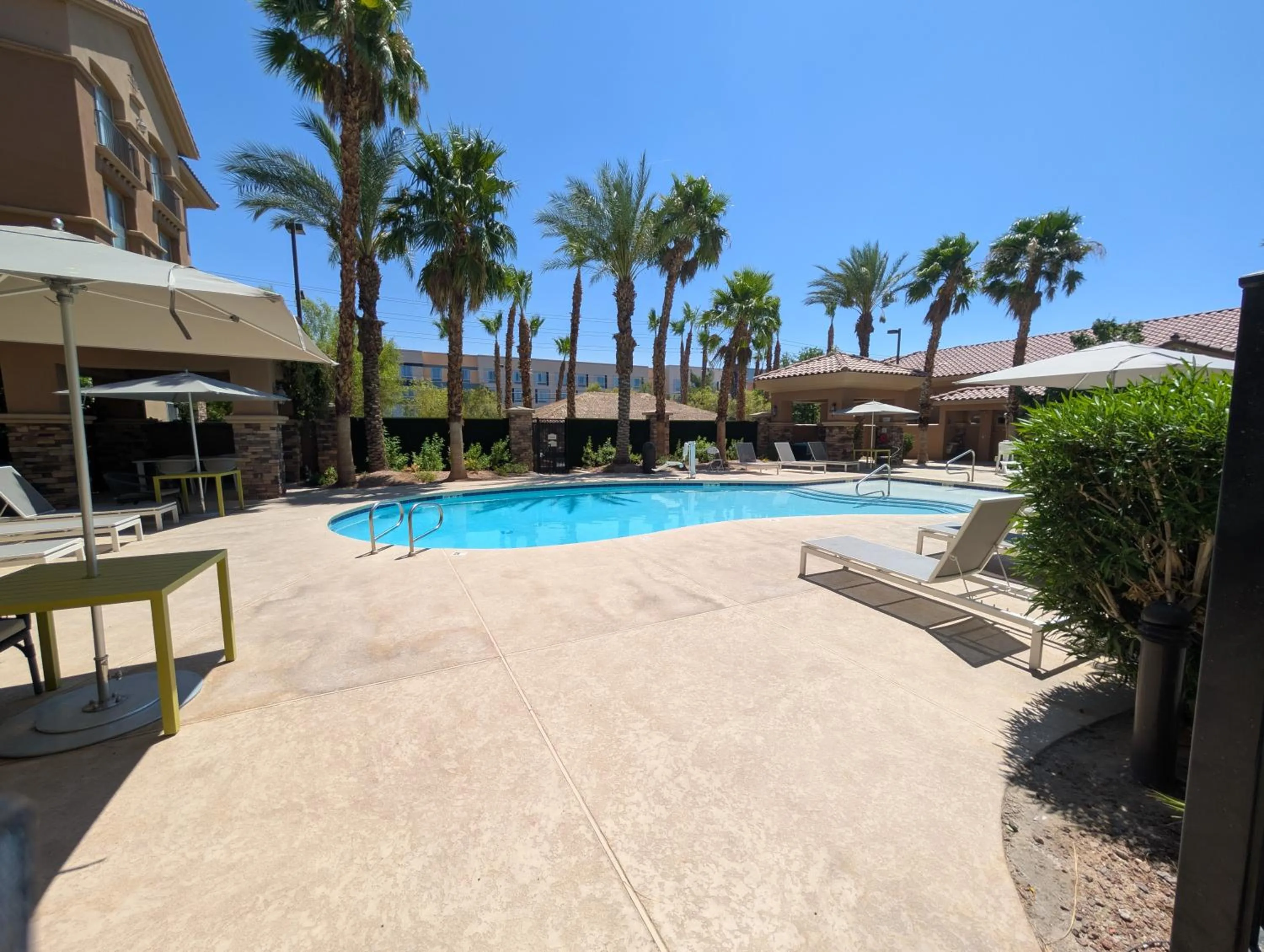 Swimming pool in Hilton Garden Inn Las Vegas Strip South