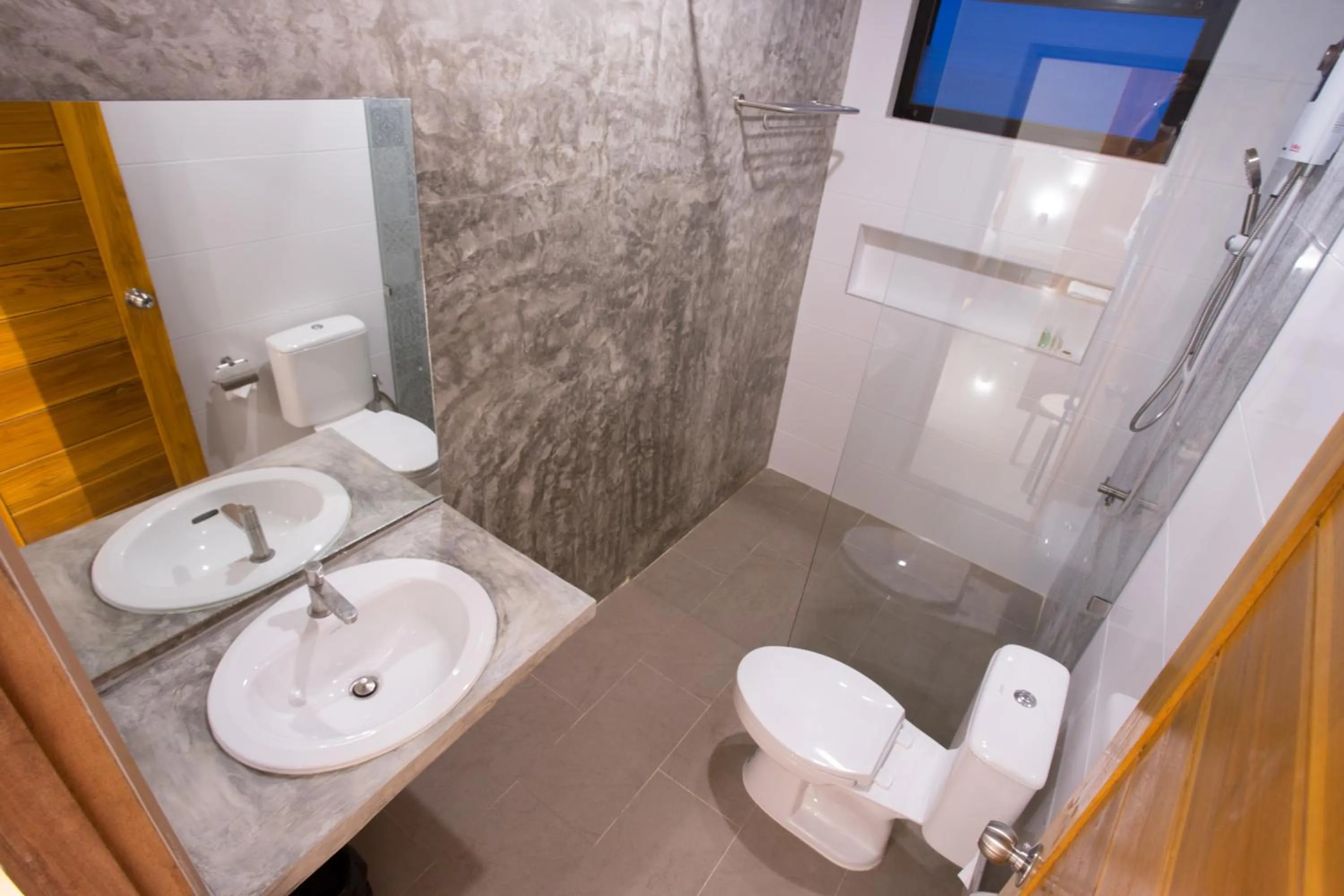 Toilet in Light Khao Lak Resort