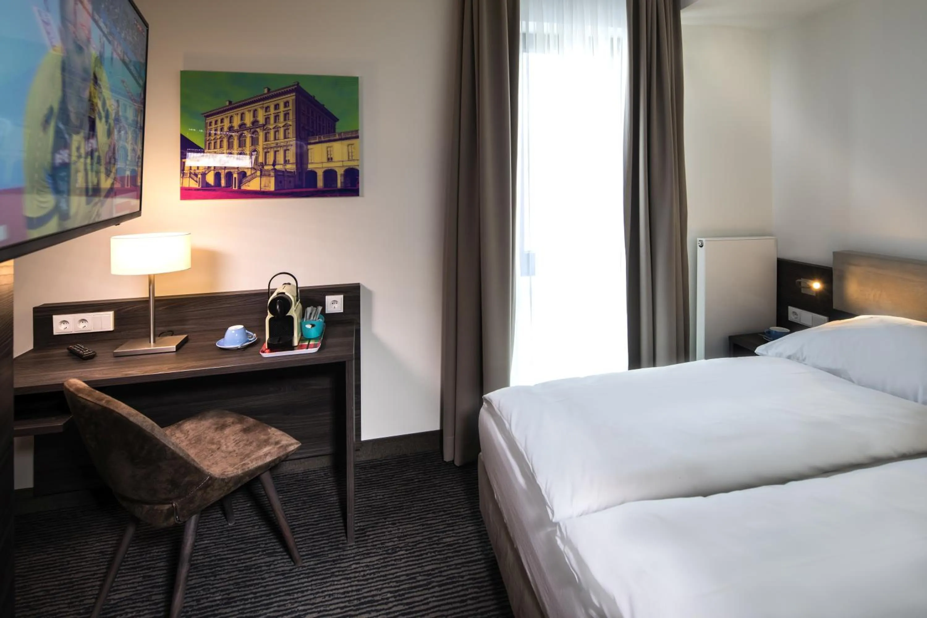 TV and multimedia, Bed in Hotel Südstern