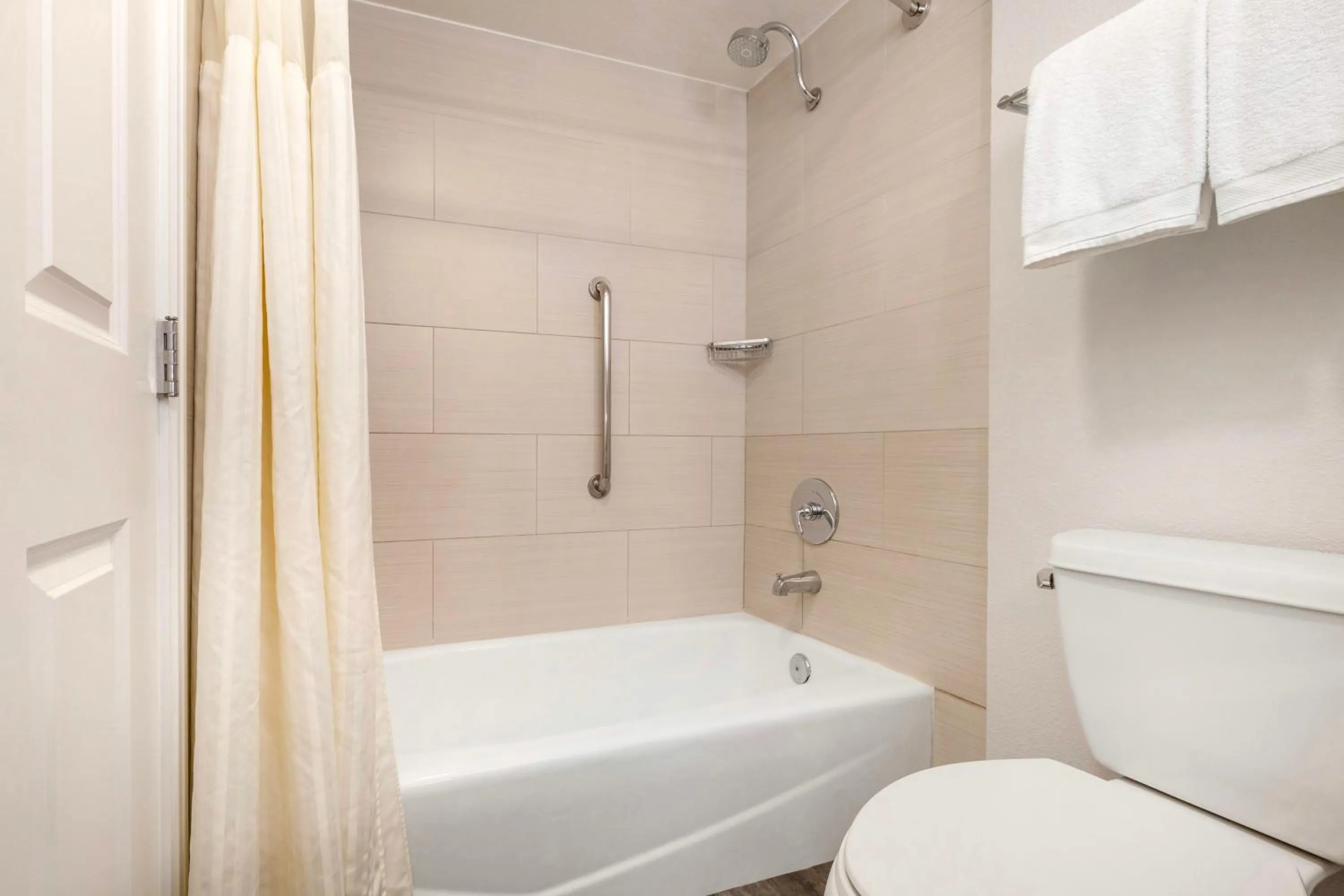 Bathroom in Hilton Grand Vacations Club Paradise Las Vegas