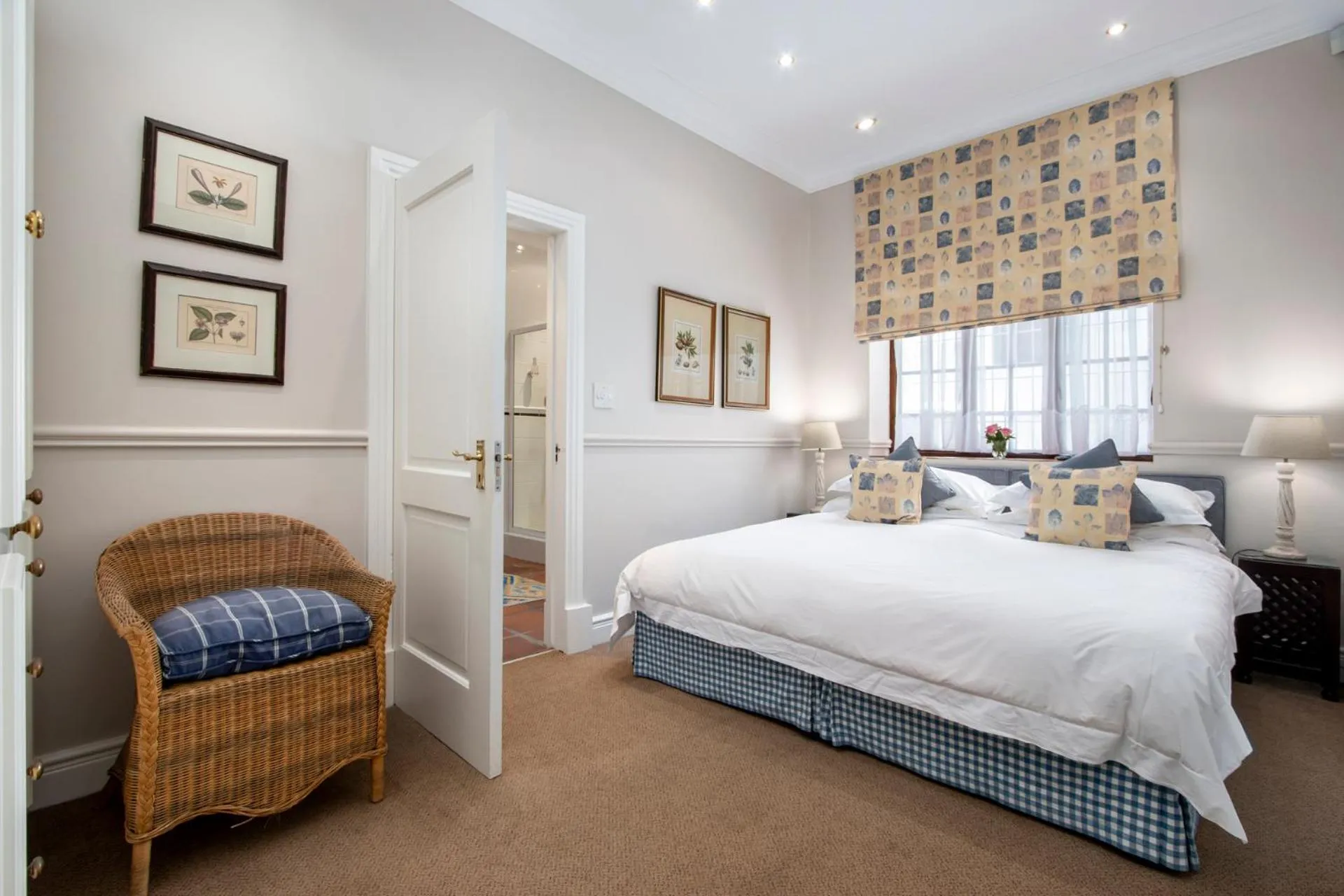 Bedroom, Bed in La Fontaine Guest House Hermanus