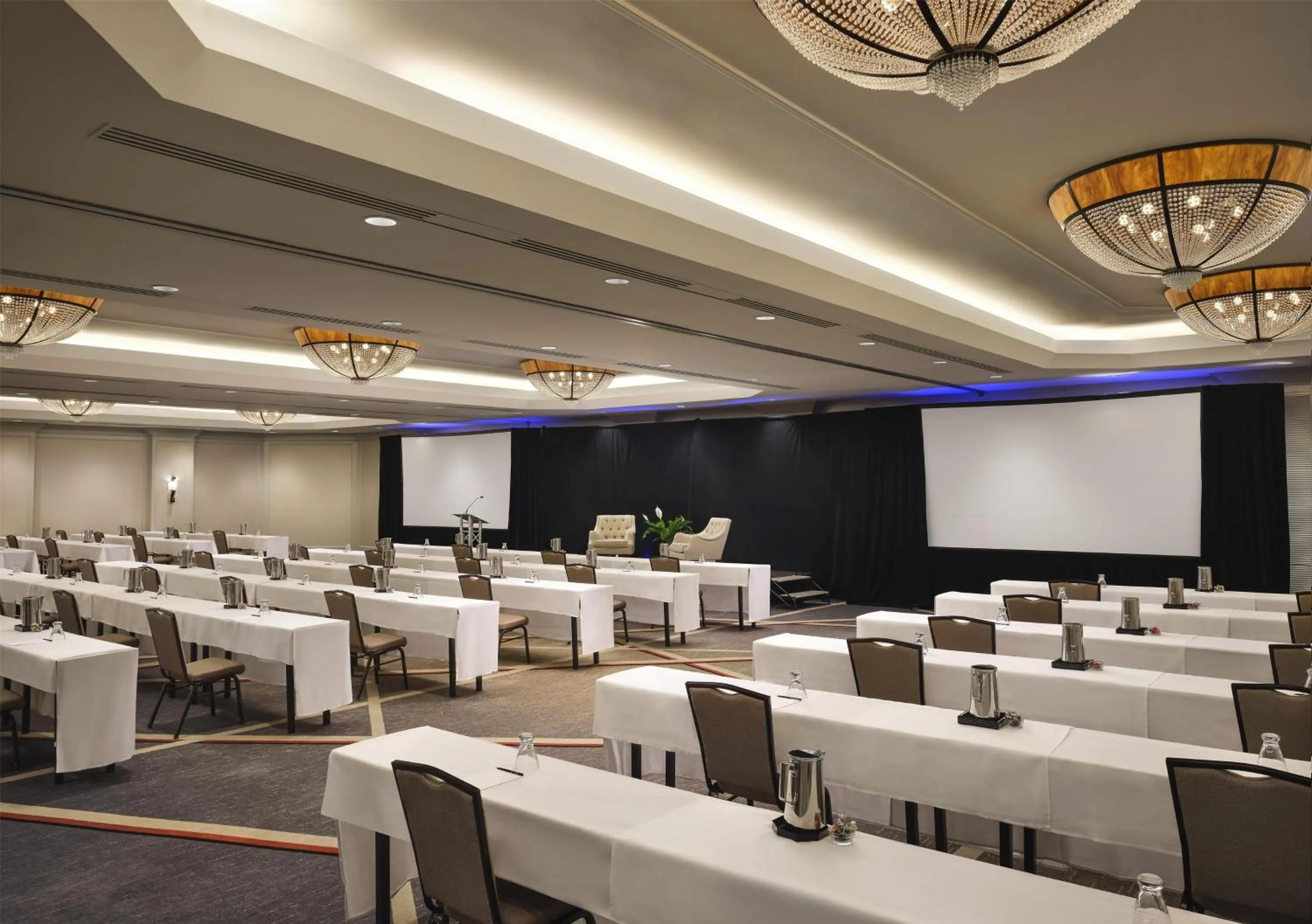 Meeting/conference room in Hilton Arlington