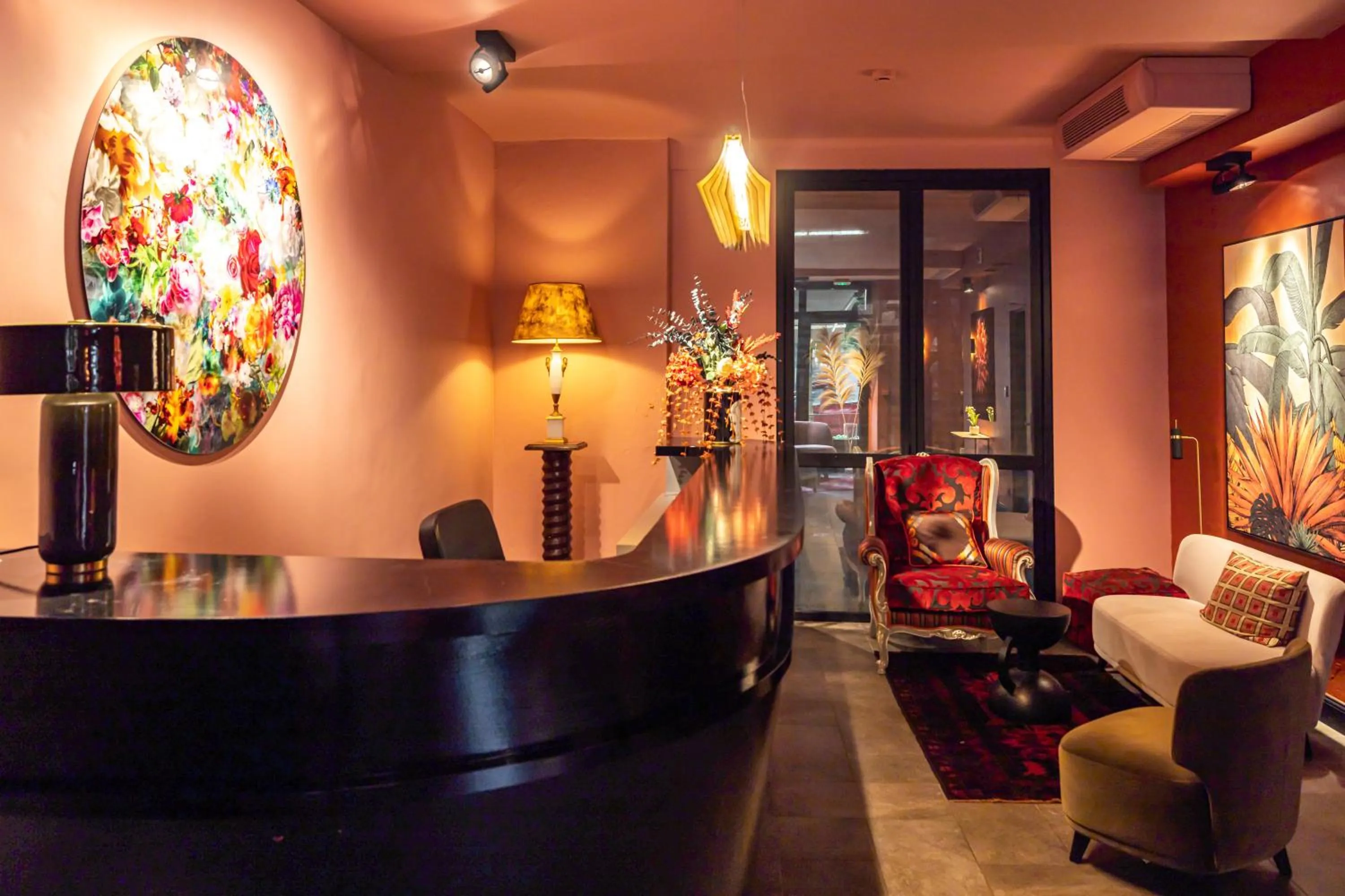 Lobby or reception in Naâd Hotel Sarlat Centre Ville