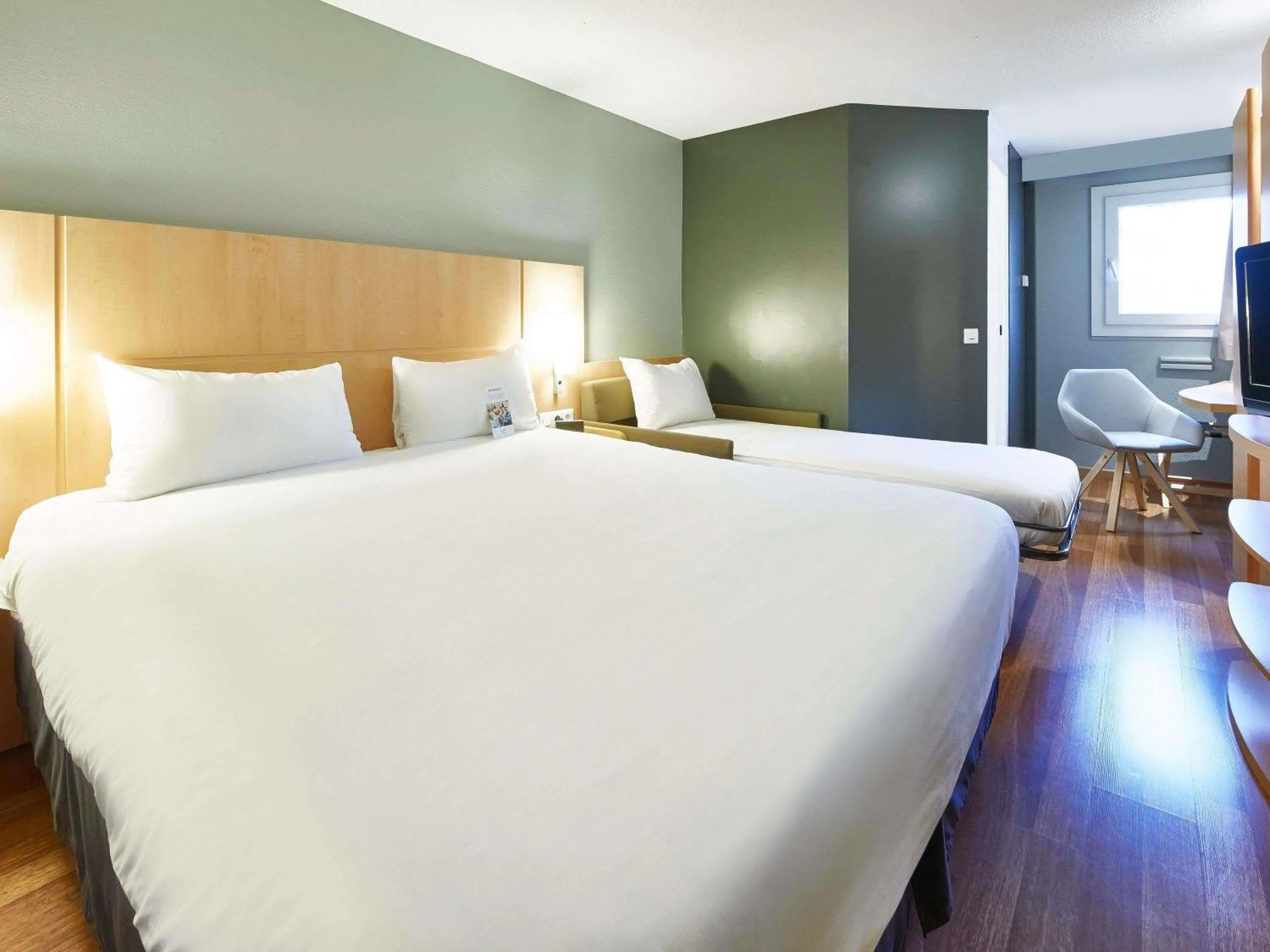 Bedroom, Bed in ibis Haguenau Strasbourg Nord